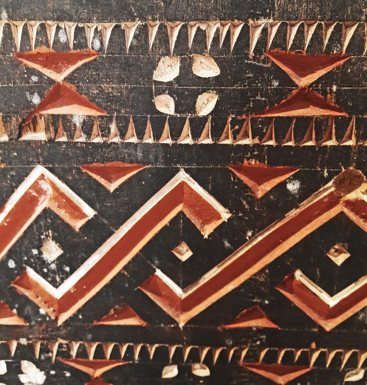 Carved Toraja House Panel, Indonesia, Mid-20th Century 7