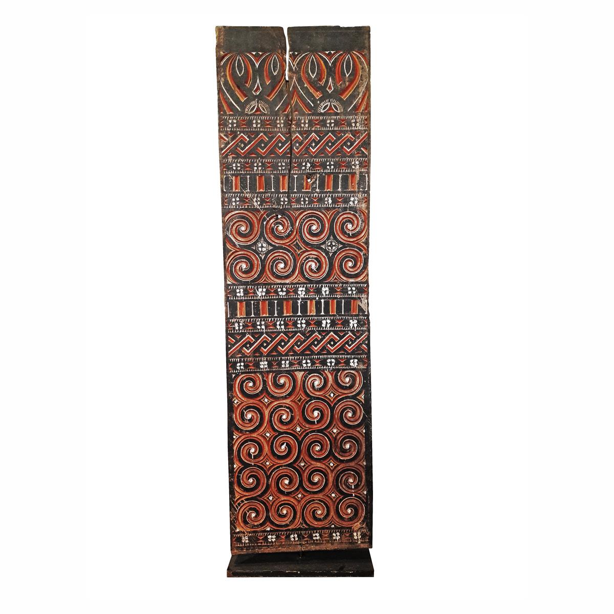 The Toraja people in the Indonesian island of Sulawesi are known for the singular architecture of their homes. The style is called Tongkonan, the Toraja Tribe’s traditional house. The height and ornamentation communicate the owner’s social status.