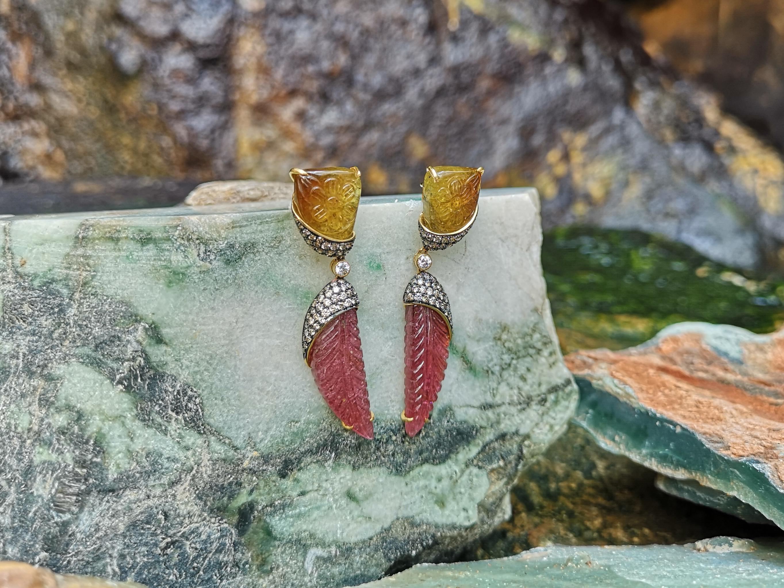 Ohrringe mit geschnitztem Turmalin, braunen Diamanten und Diamanten in 18K Gold (Gemischter Schliff) im Angebot