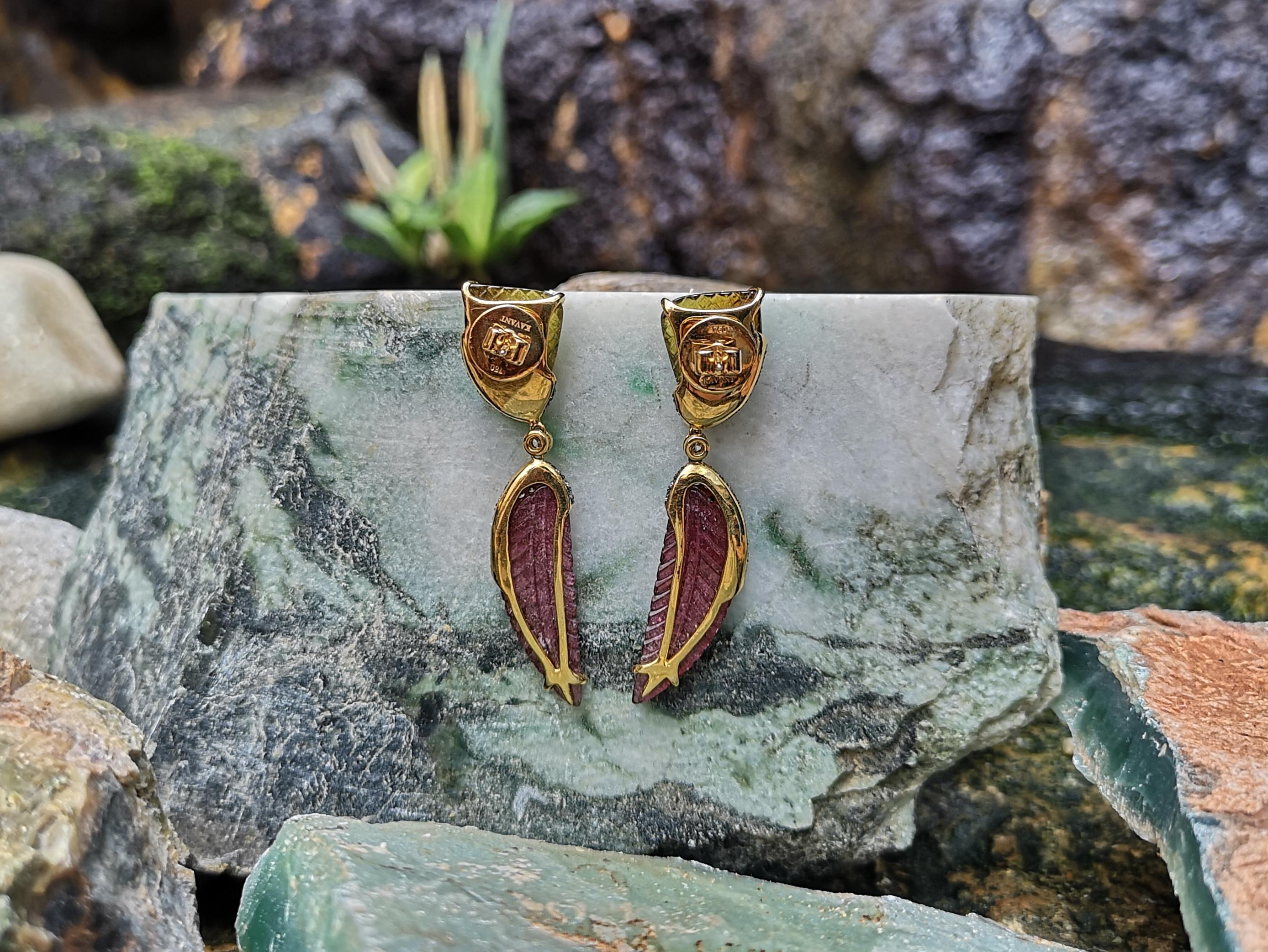 Ohrringe mit geschnitztem Turmalin, braunen Diamanten und Diamanten in 18K Gold Damen im Angebot