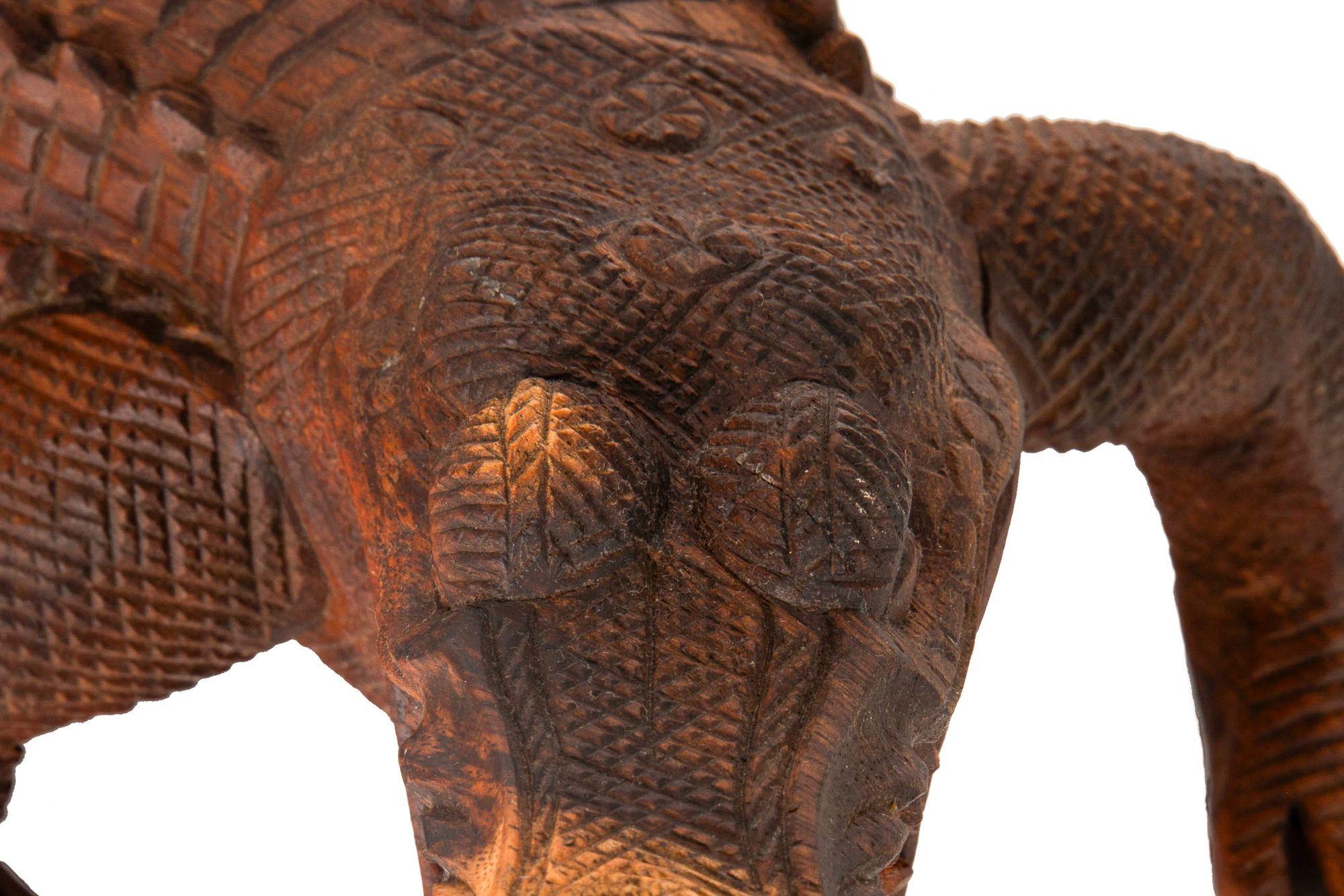 Carved Tropical Hardwood Crocodile Alligator Sculpture, 20th century For Sale 7