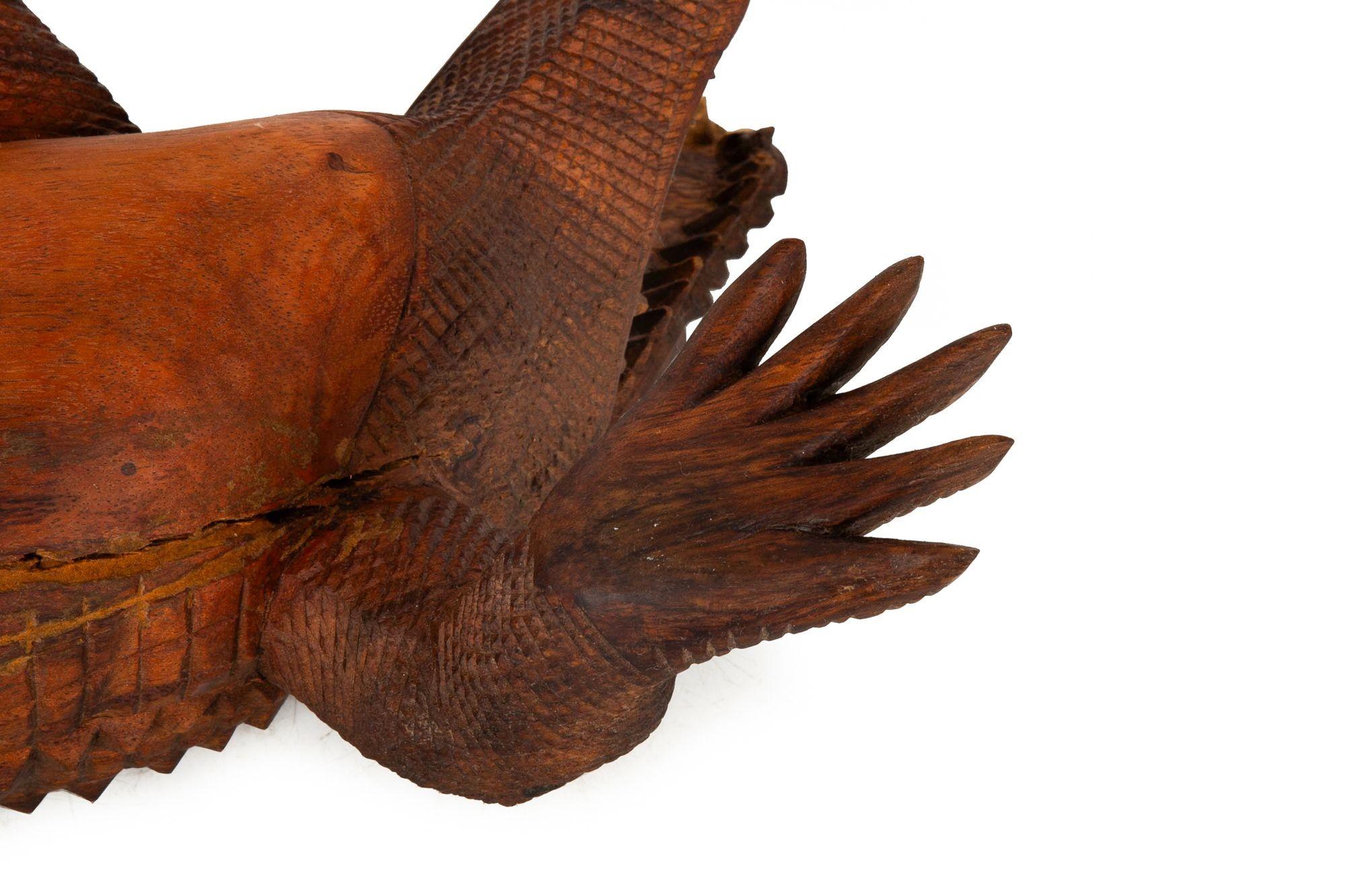 Carved Tropical Hardwood Crocodile Alligator Sculpture, 20th century For Sale 15