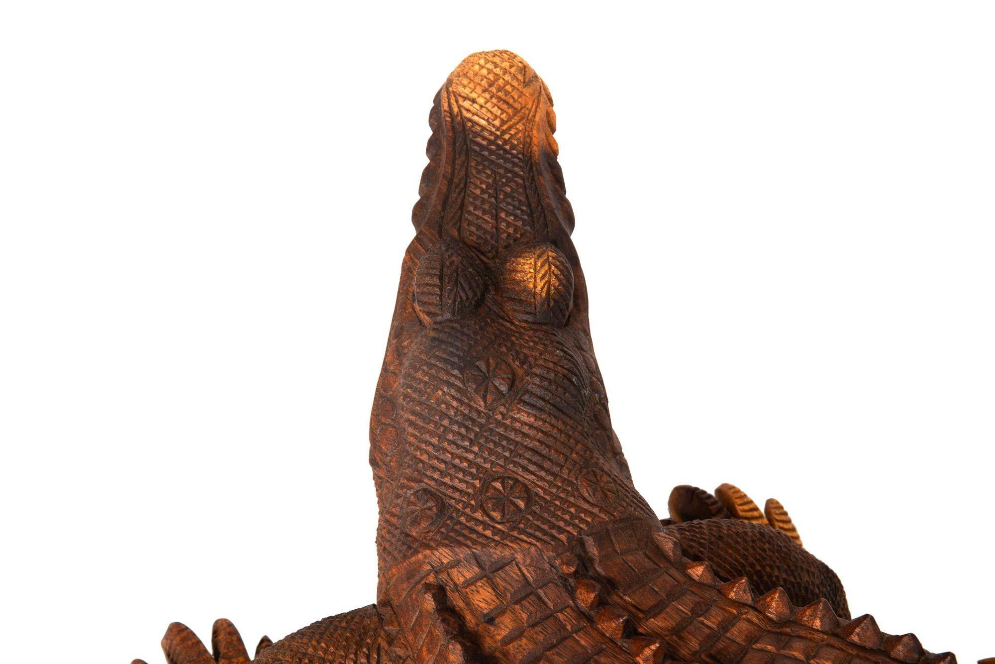 Carved Tropical Hardwood Crocodile Alligator Sculpture, 20th century For Sale 5
