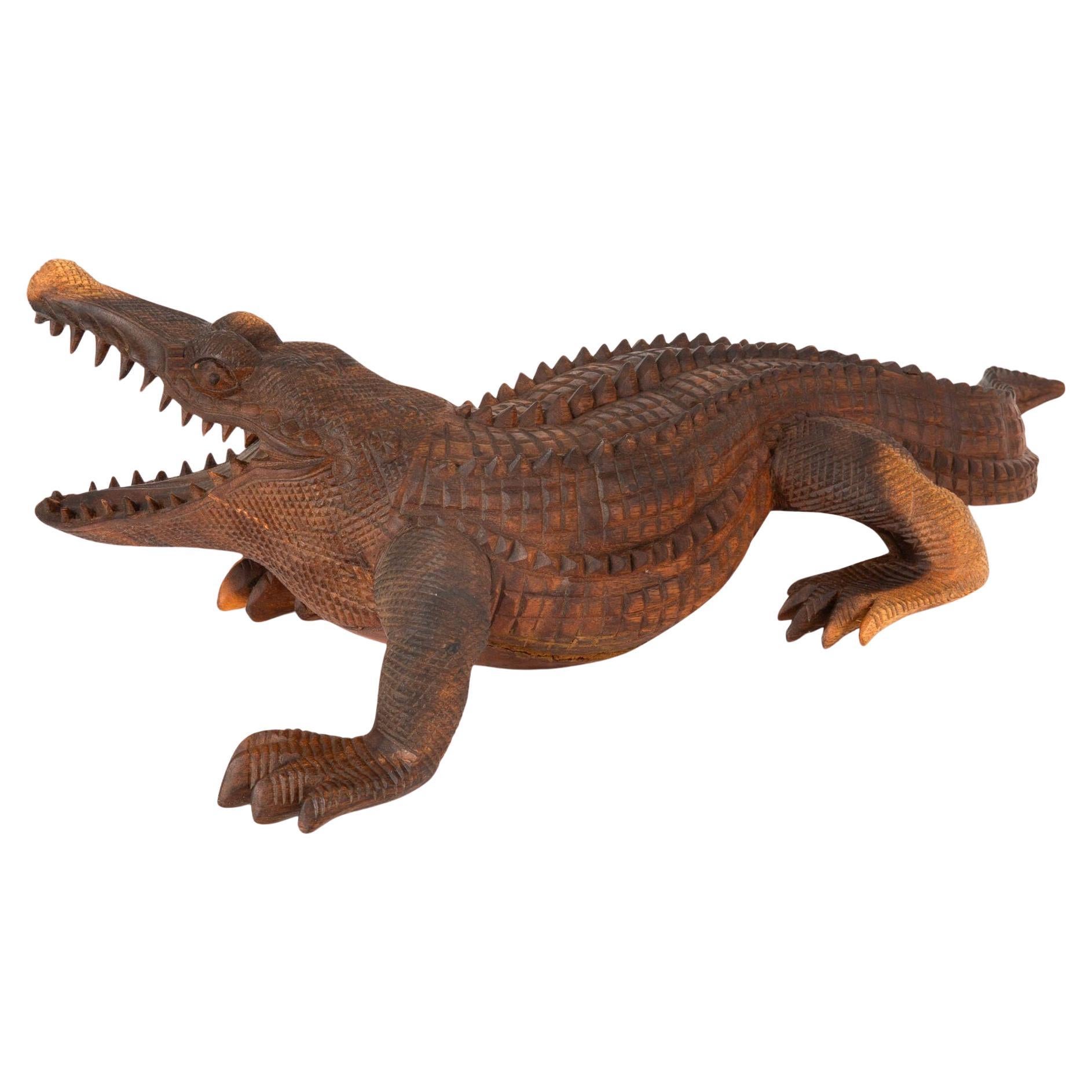 Carved Tropical Hardwood Crocodile Alligator Sculpture, 20th century For Sale