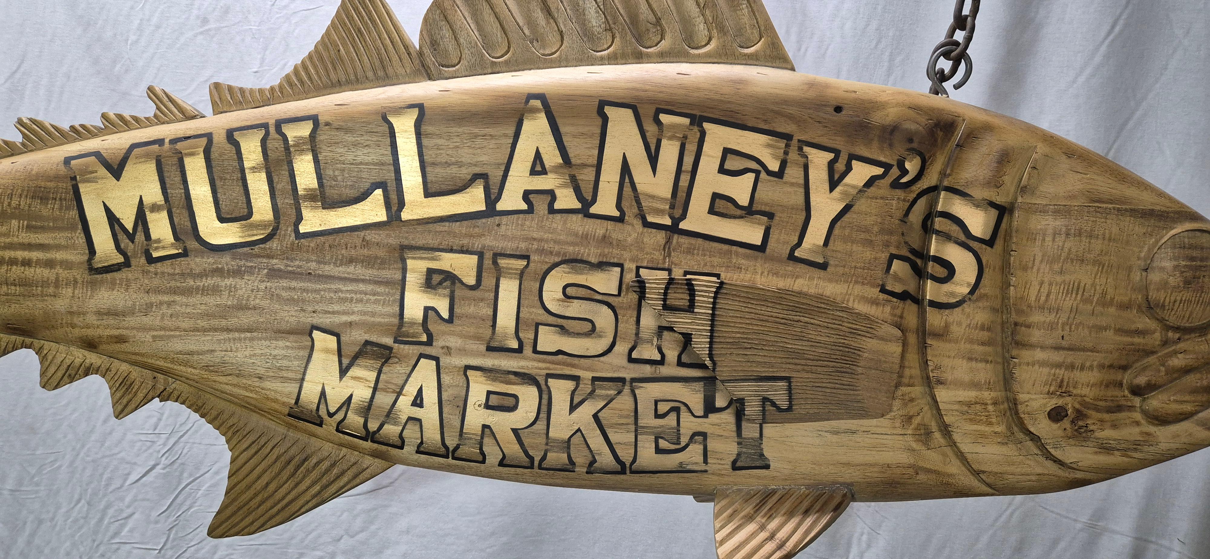Carved Tuna Fish Trade Sign In Excellent Condition For Sale In Norwell, MA