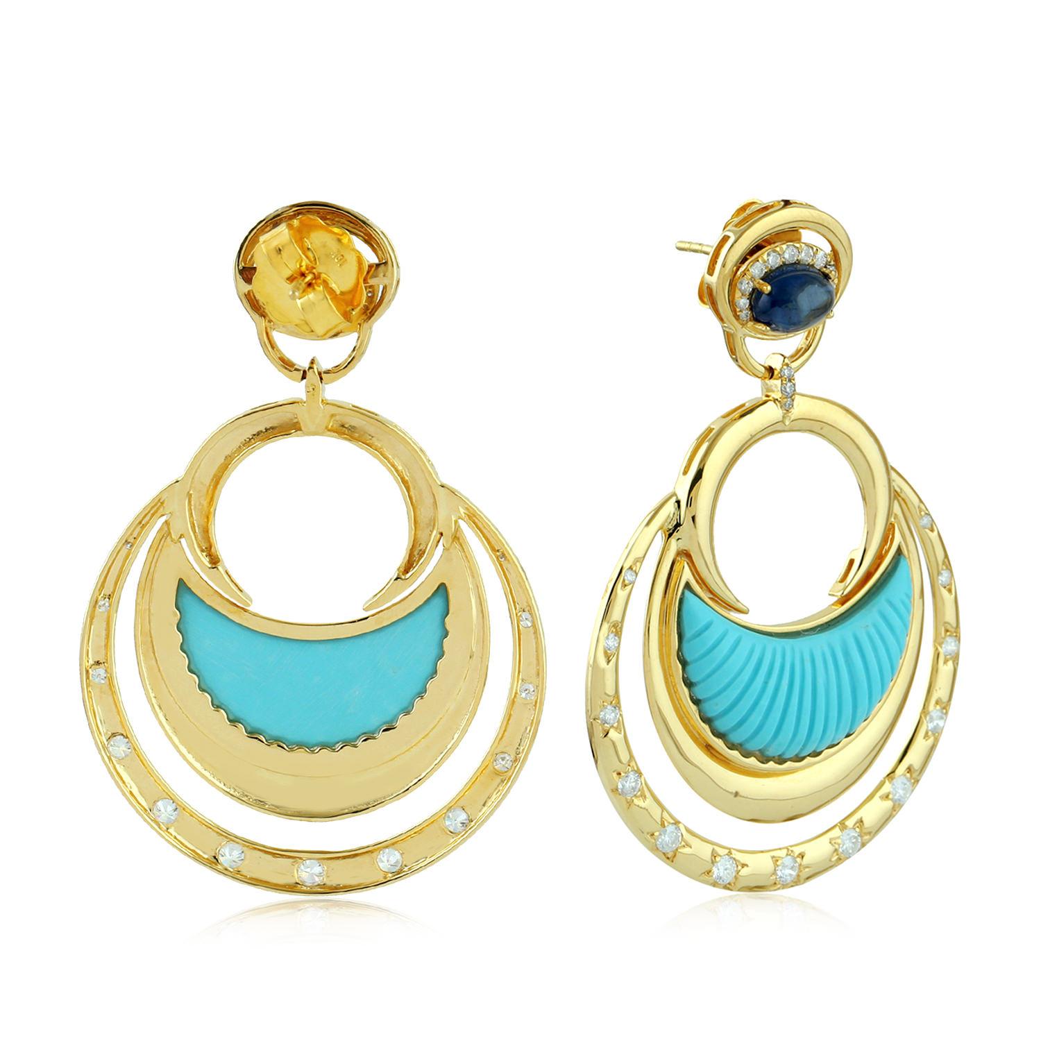Contemporary Carved Turquoise Diamond 18 Karat Gold Crescent Earrings For Sale