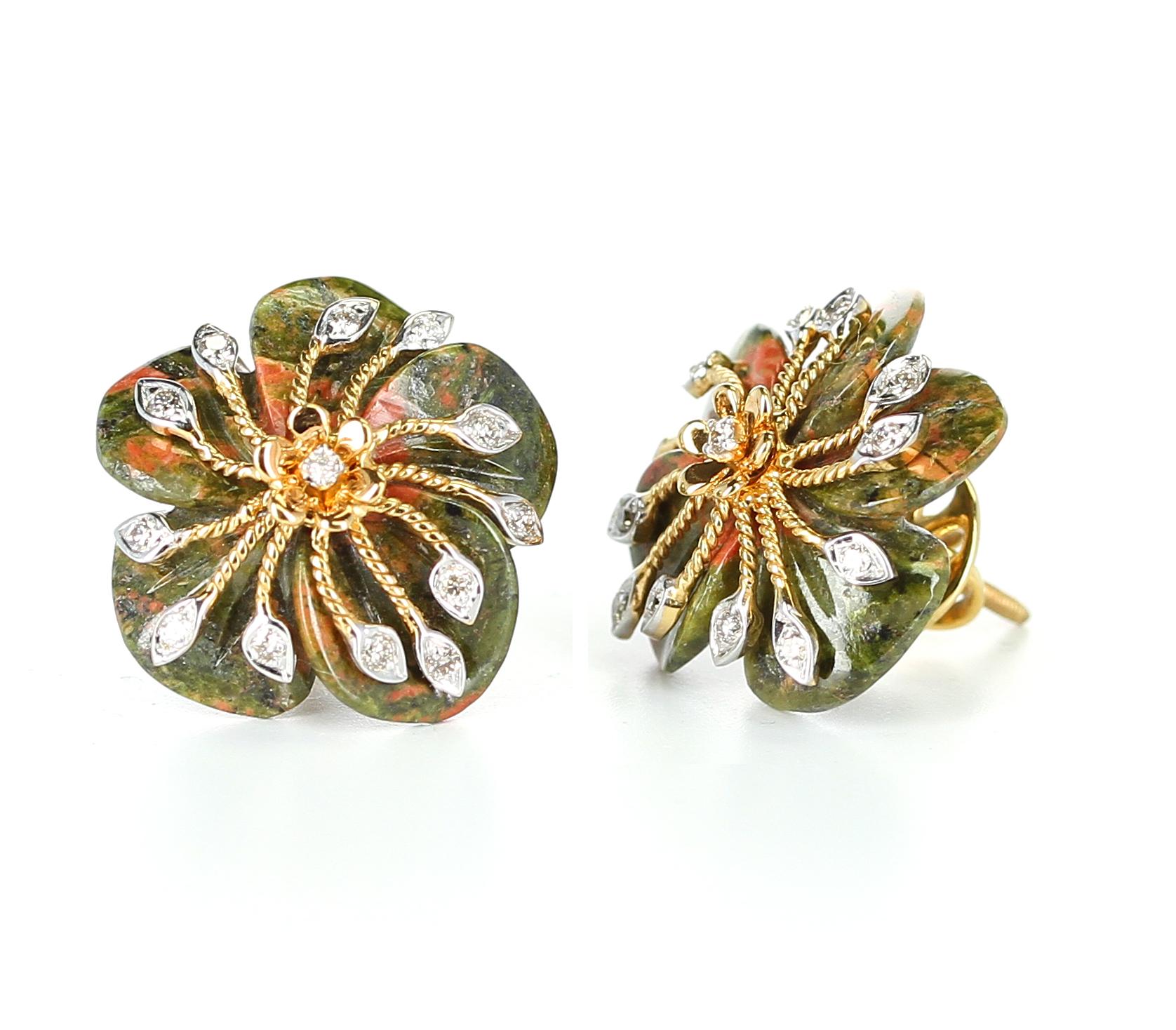 Taille ronde Boucles d'oreilles Unakite sculptées en or 14 carats, vert et orange, avec diamants en vente