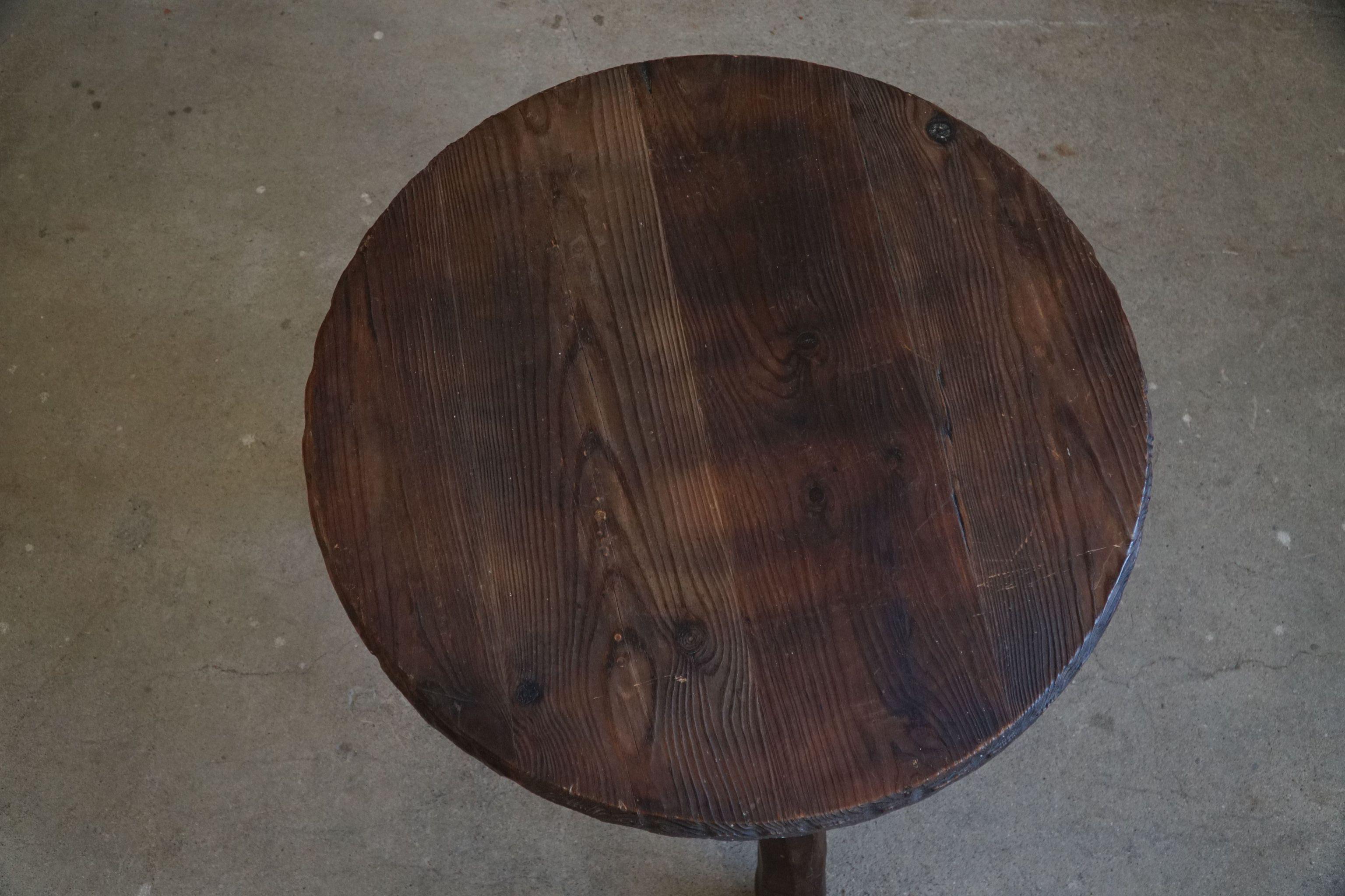 Carved Wabi Sabi Side / Coffee table in Pine, Swedish Mid Century Modern, 1960s For Sale 2