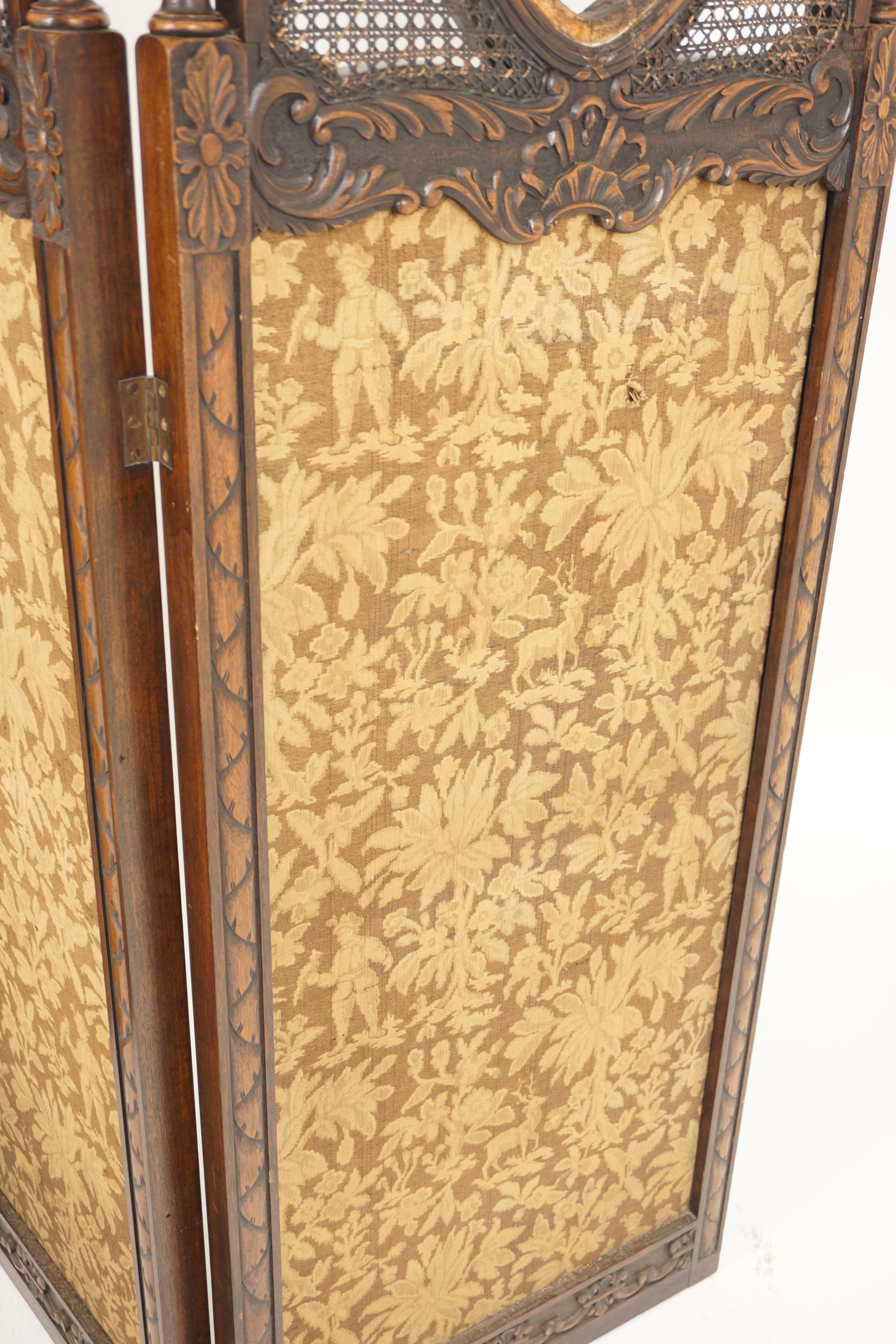 Early 20th Century Carved Walnut Barley Twist 3 Fold Panel Screen Room Divider, Scotland 1900