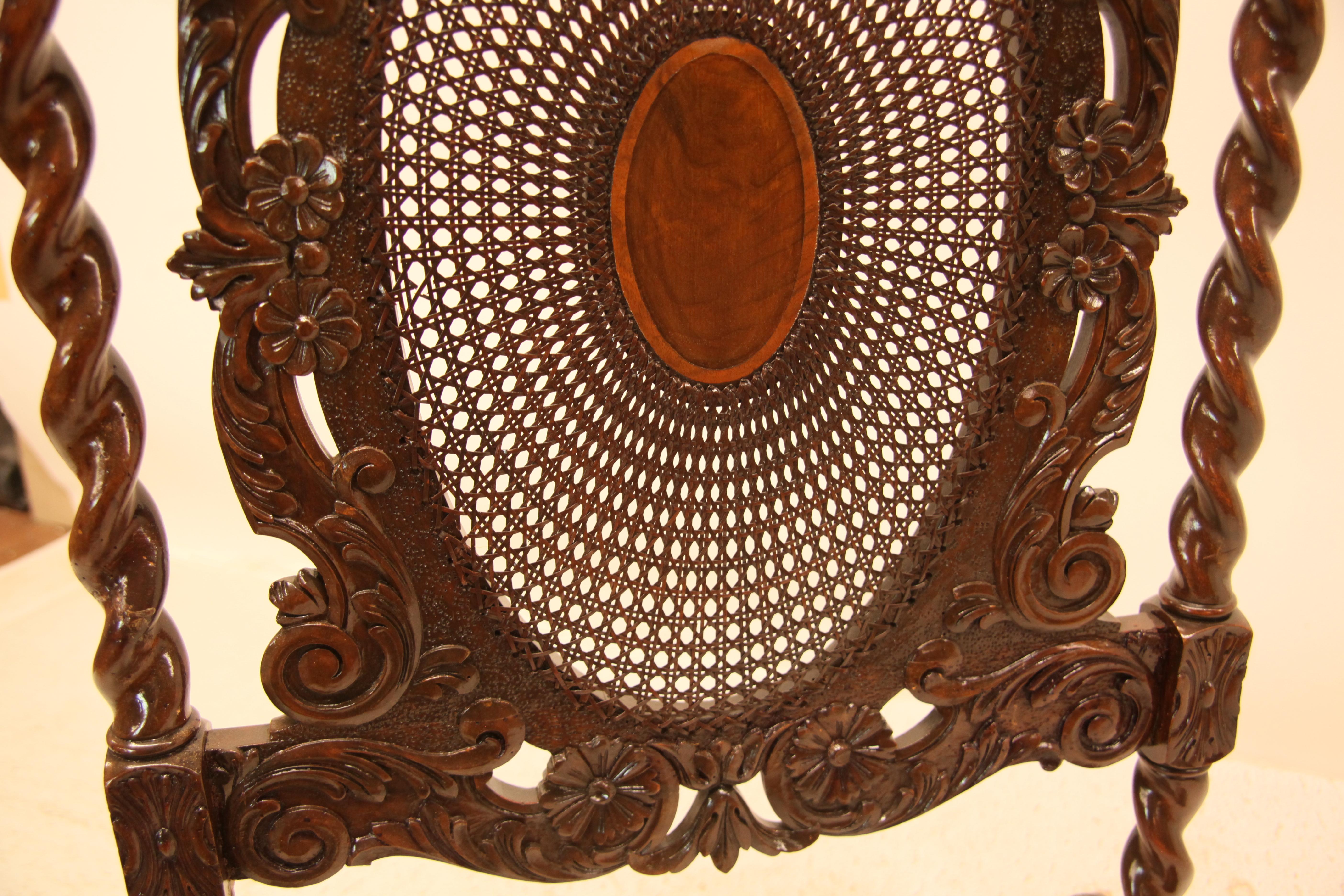 Carved Walnut Barley Twist and Cane Firescreen In Good Condition For Sale In Wilson, NC