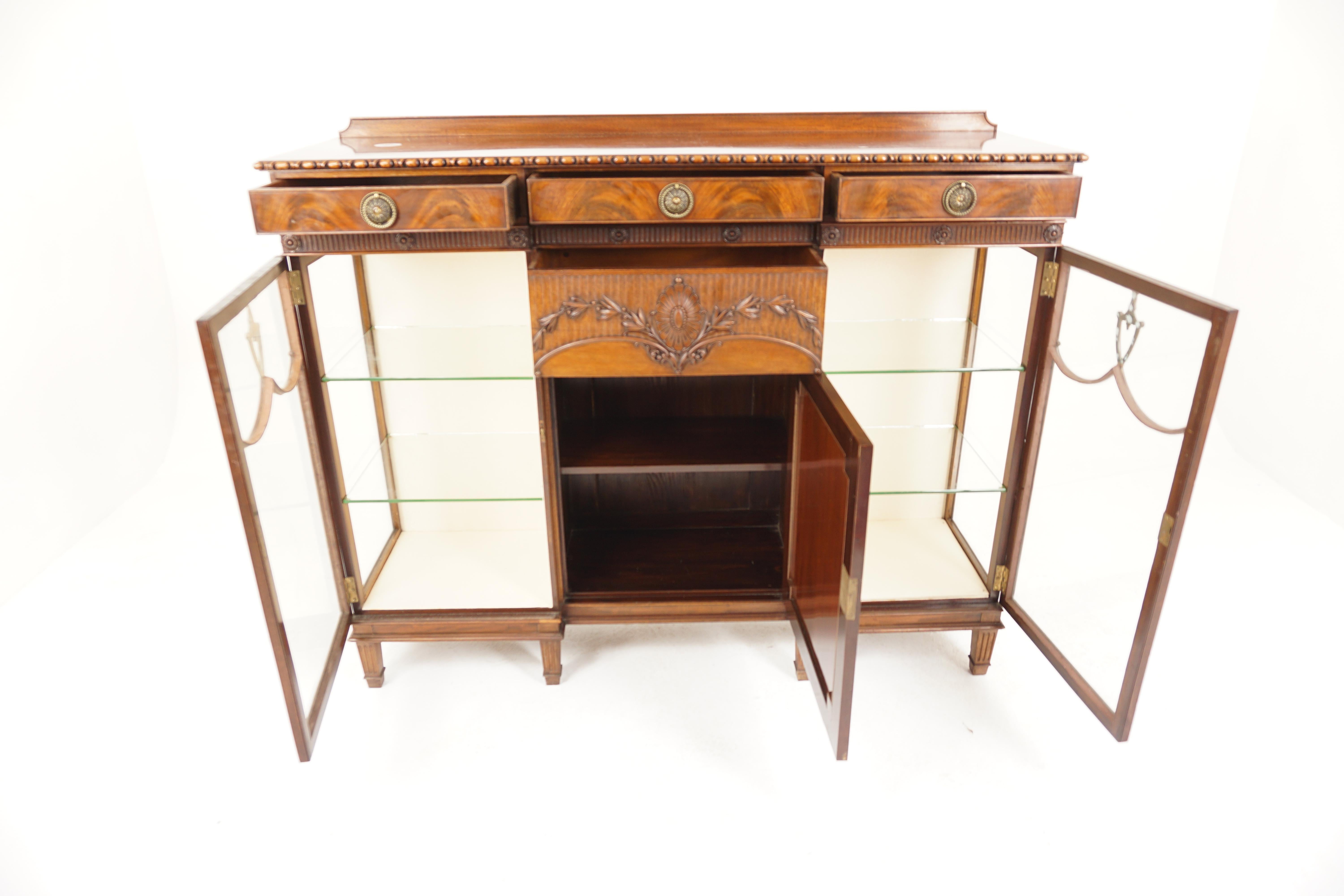 Carved Walnut Display Cabinet, China Cabinet, Scotland 1900, H877 In Good Condition In Vancouver, BC