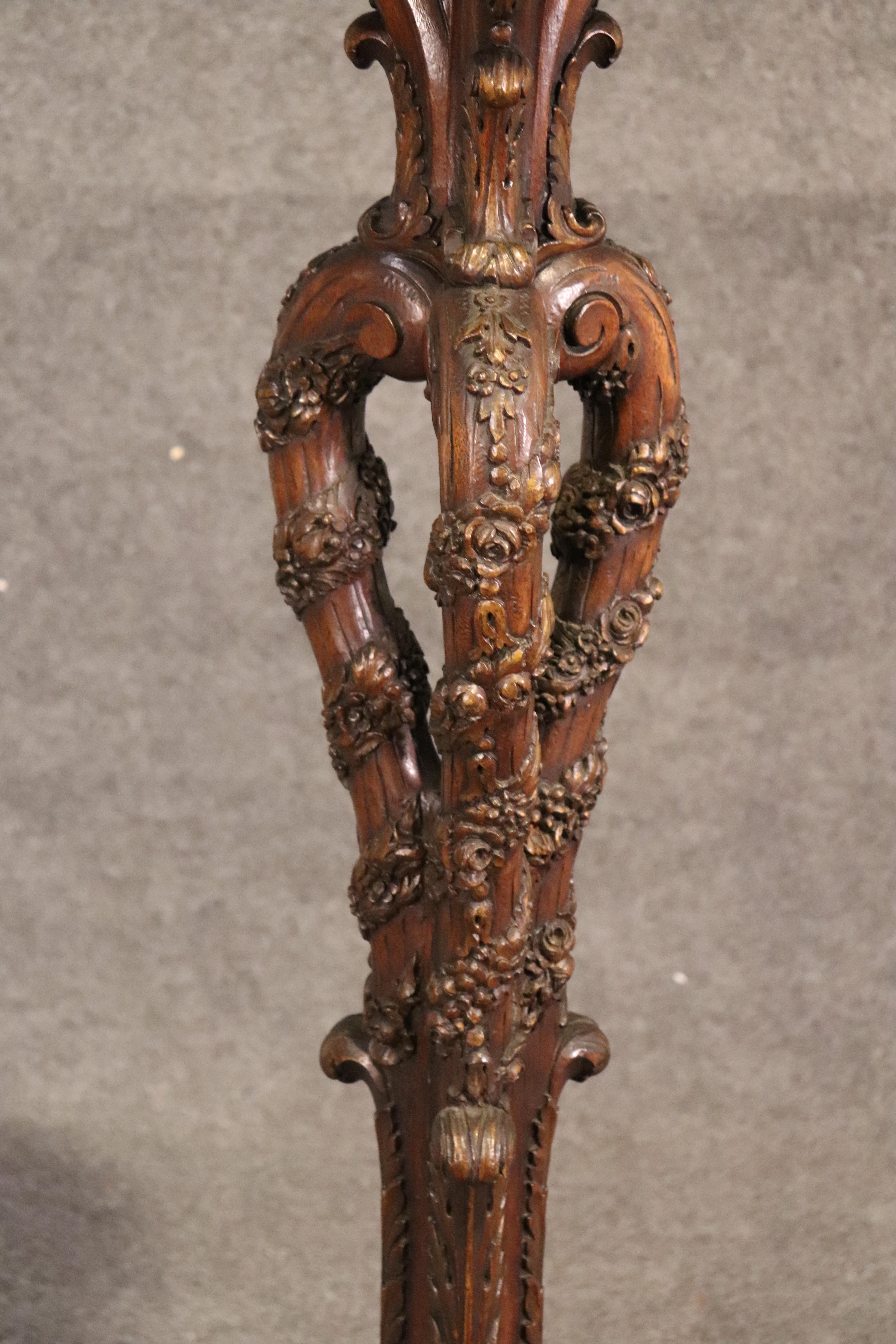 Carved Walnut Faux Bois Floral Victorian Plantstand Pedestal Lamp, circa 1900 In Good Condition In Swedesboro, NJ