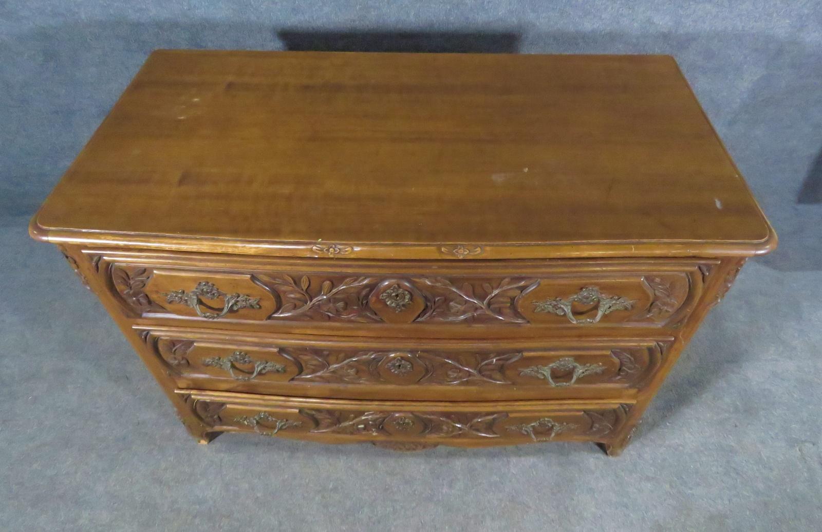 Carved Walnut Floral French Louis XV Style Commode Dresser For Sale 2