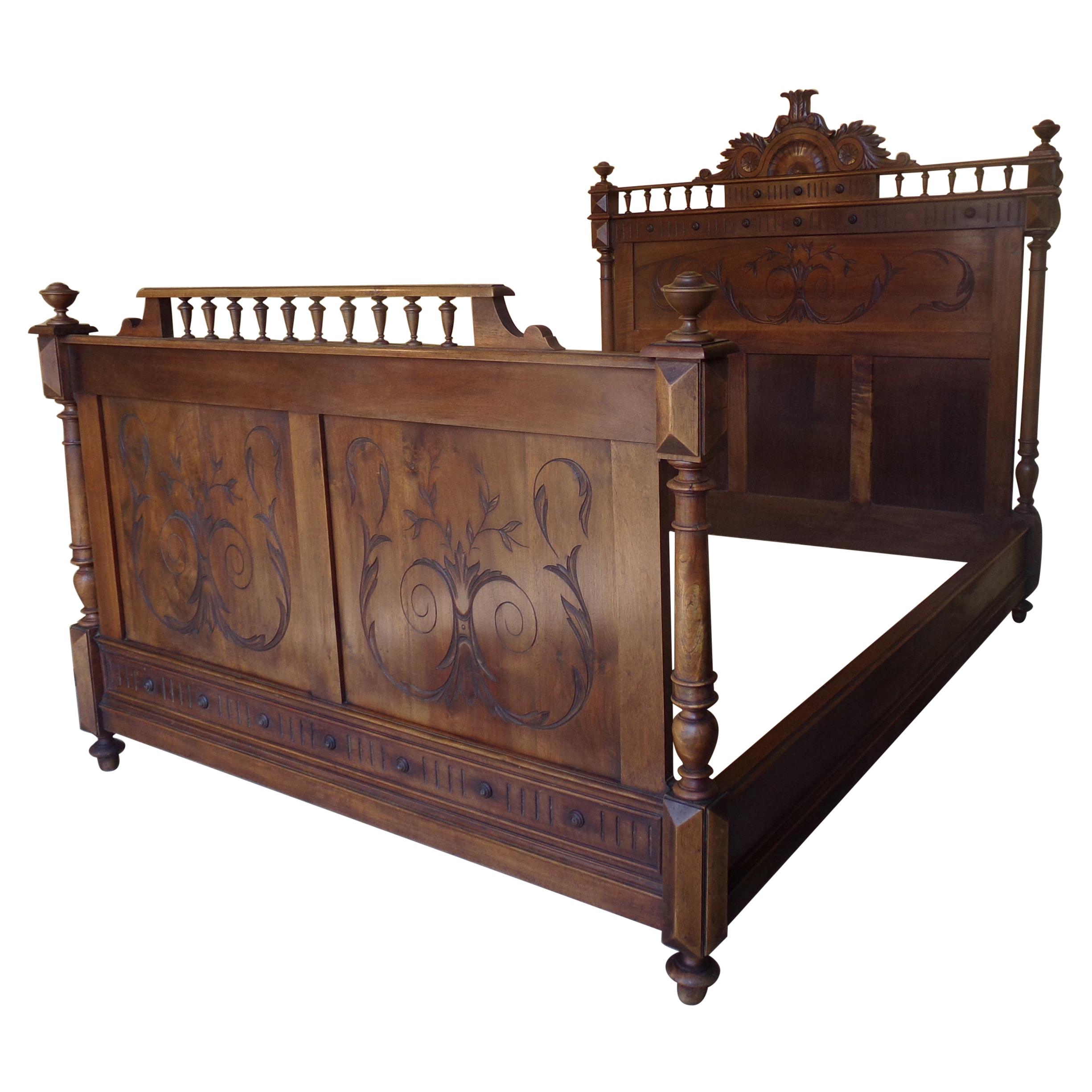 Carved Walnut French Bed, circa 1900 For Sale