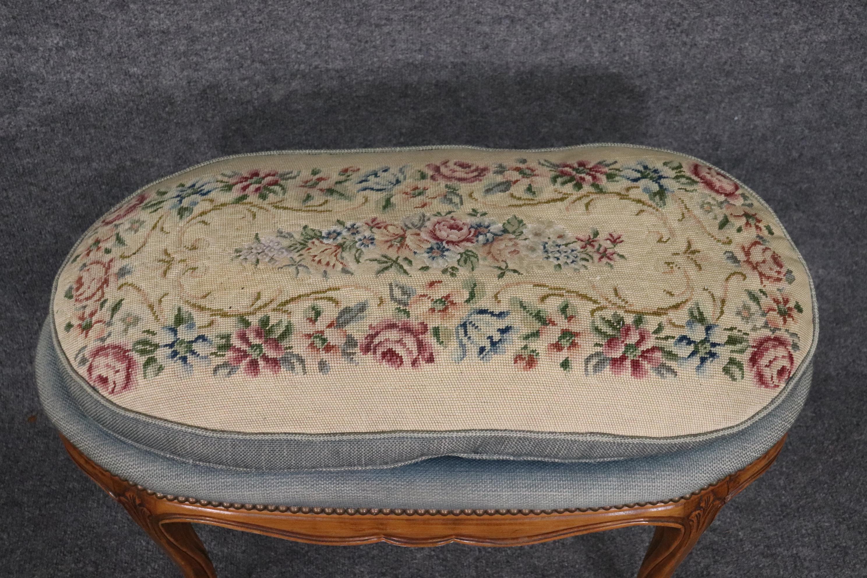 Carved Walnut French Louis XV Oval Foot Stool Circa 1930 For Sale 2