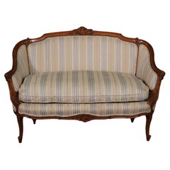 Carved Walnut French Louis XV Settee Canape circa 1940s Era 