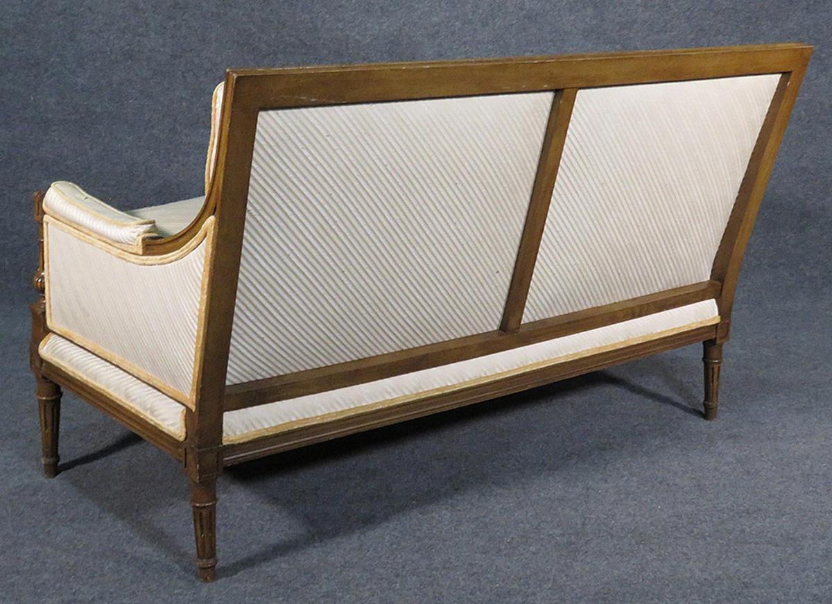 Carved Walnut French Louis XVI Settee Canape Sofa, circa 1940s 1