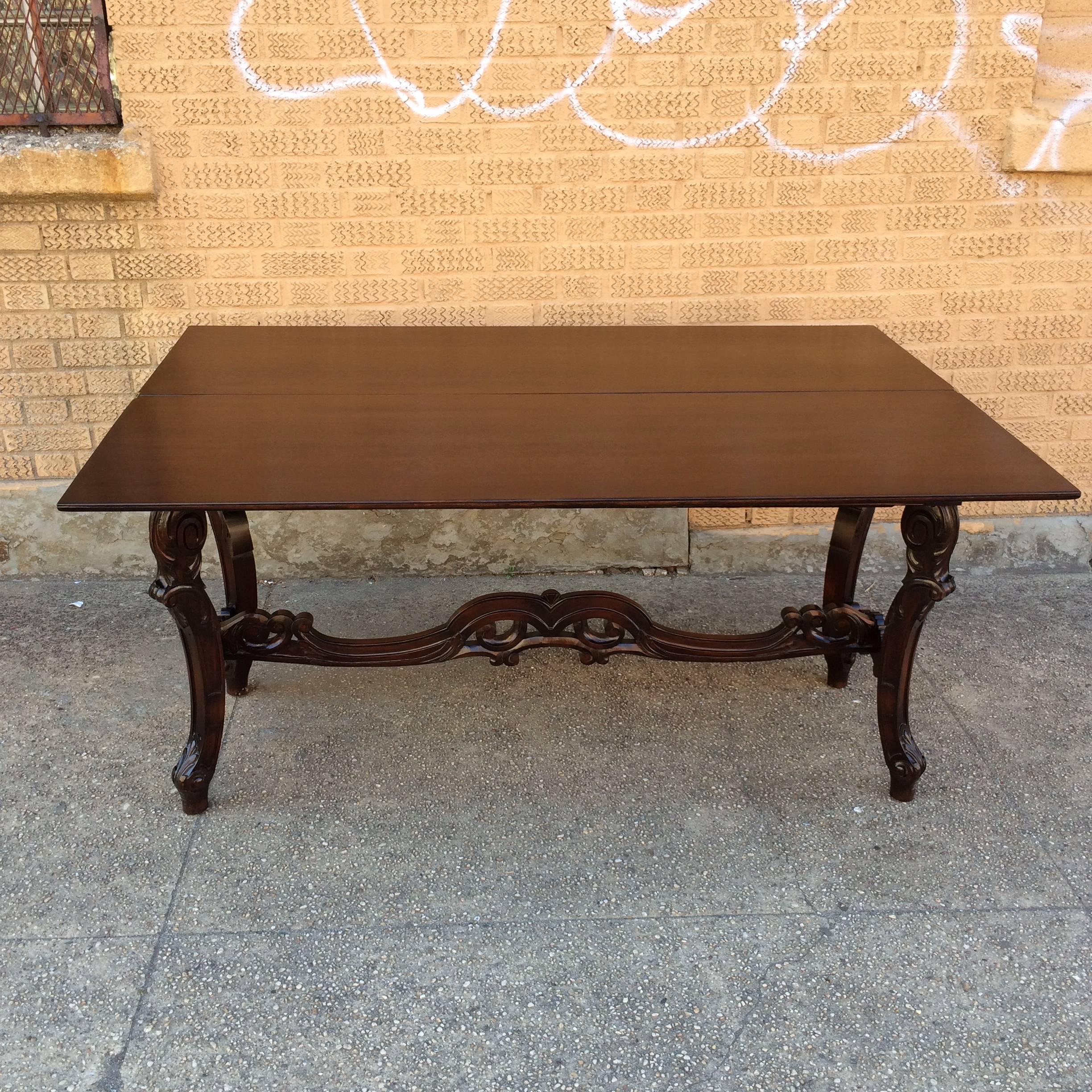 Carved Walnut Jacobean Refectory Console Dining Table In Good Condition In Brooklyn, NY
