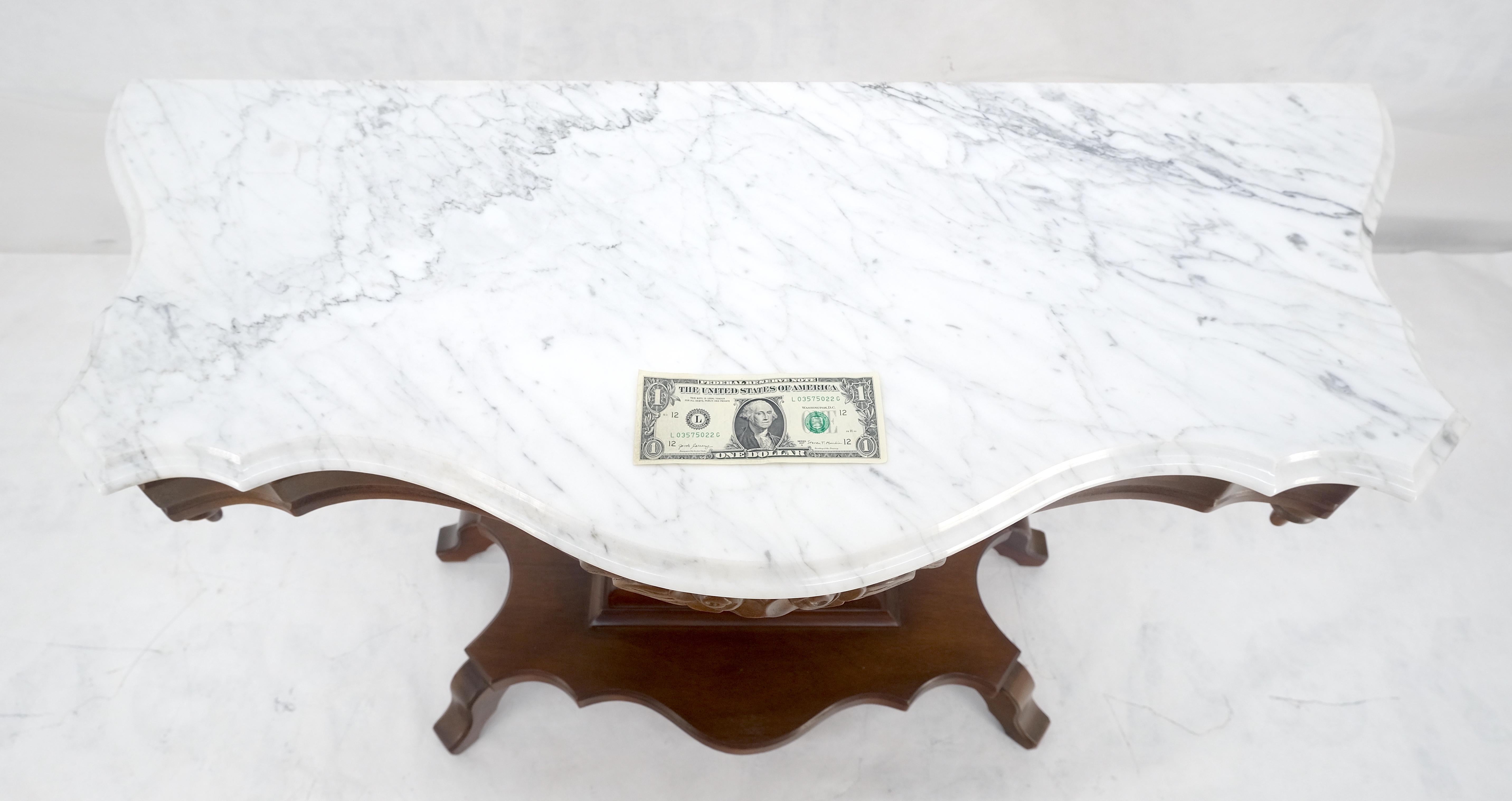 Tavolo da console con base a lira in noce intagliato in stile vittoriano con piano in marmo MINT! in vendita 6