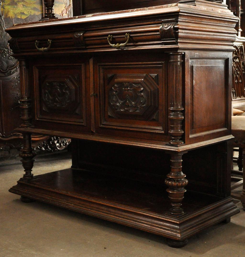 Gothic Carved Walnut Neo-Renaissance Dining Room Furniture For Sale