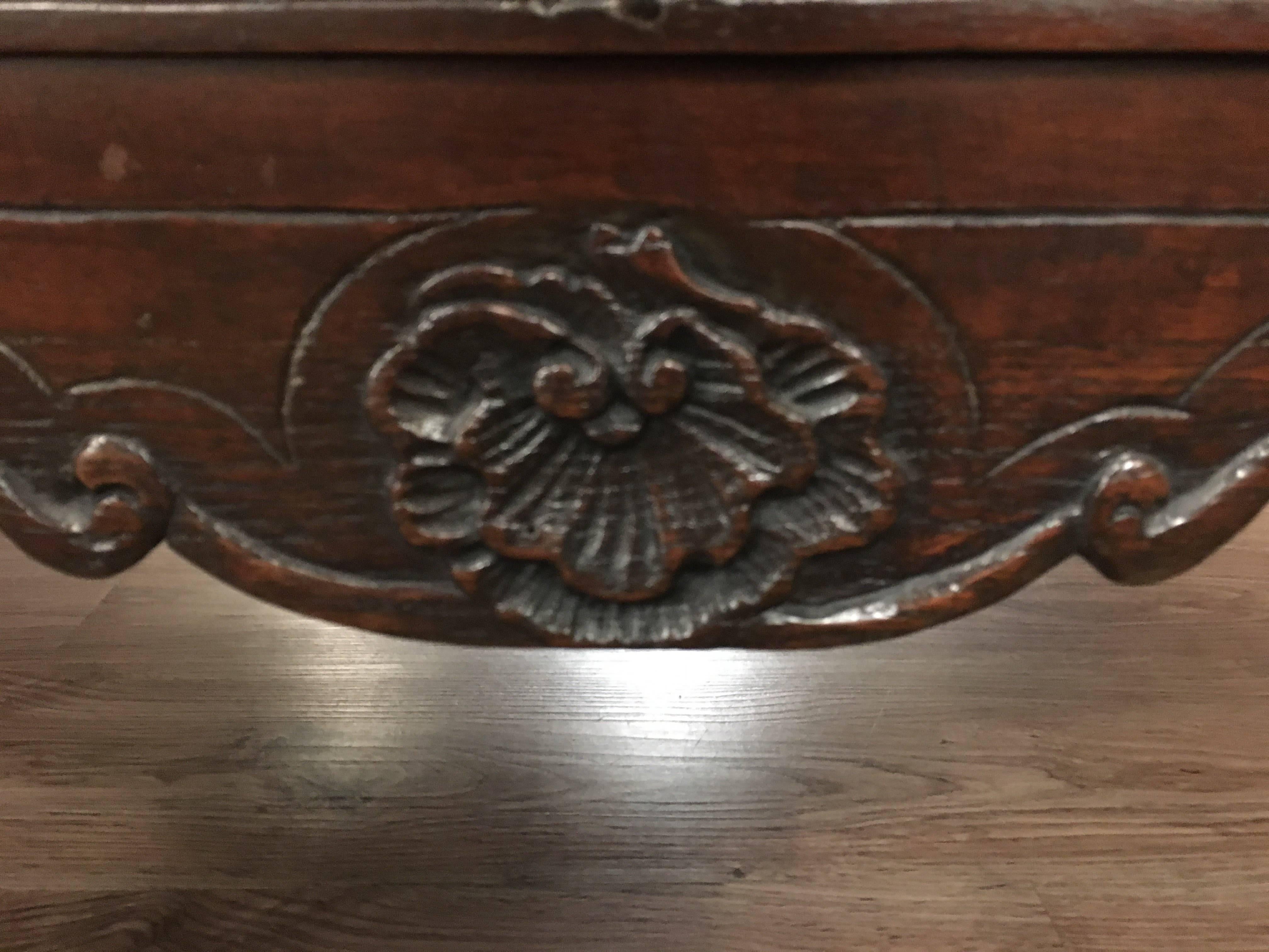 Carved Walnut Queen Anne Style Lowboy with Four Drawers For Sale 6
