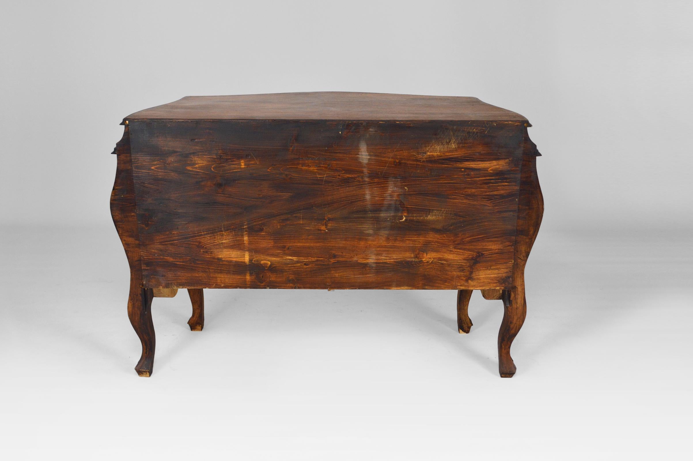 Carved Walnut Rococo / Louis XV Style 4-Drawer Commode, 20th Century For Sale 8