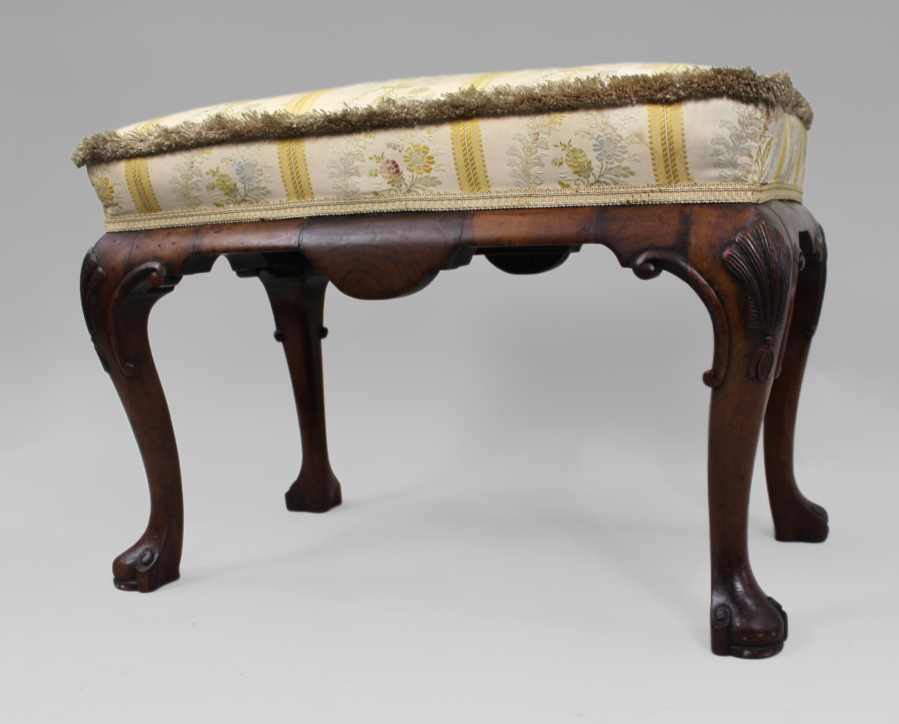 Carved Walnut Upholstered Footstool c.1930 im Angebot 2