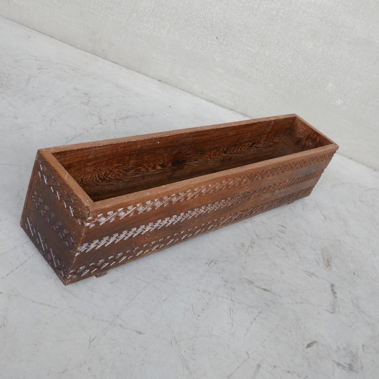Carved Wenge Mid-Century Belgium Congolese Planter In Good Condition For Sale In London, GB