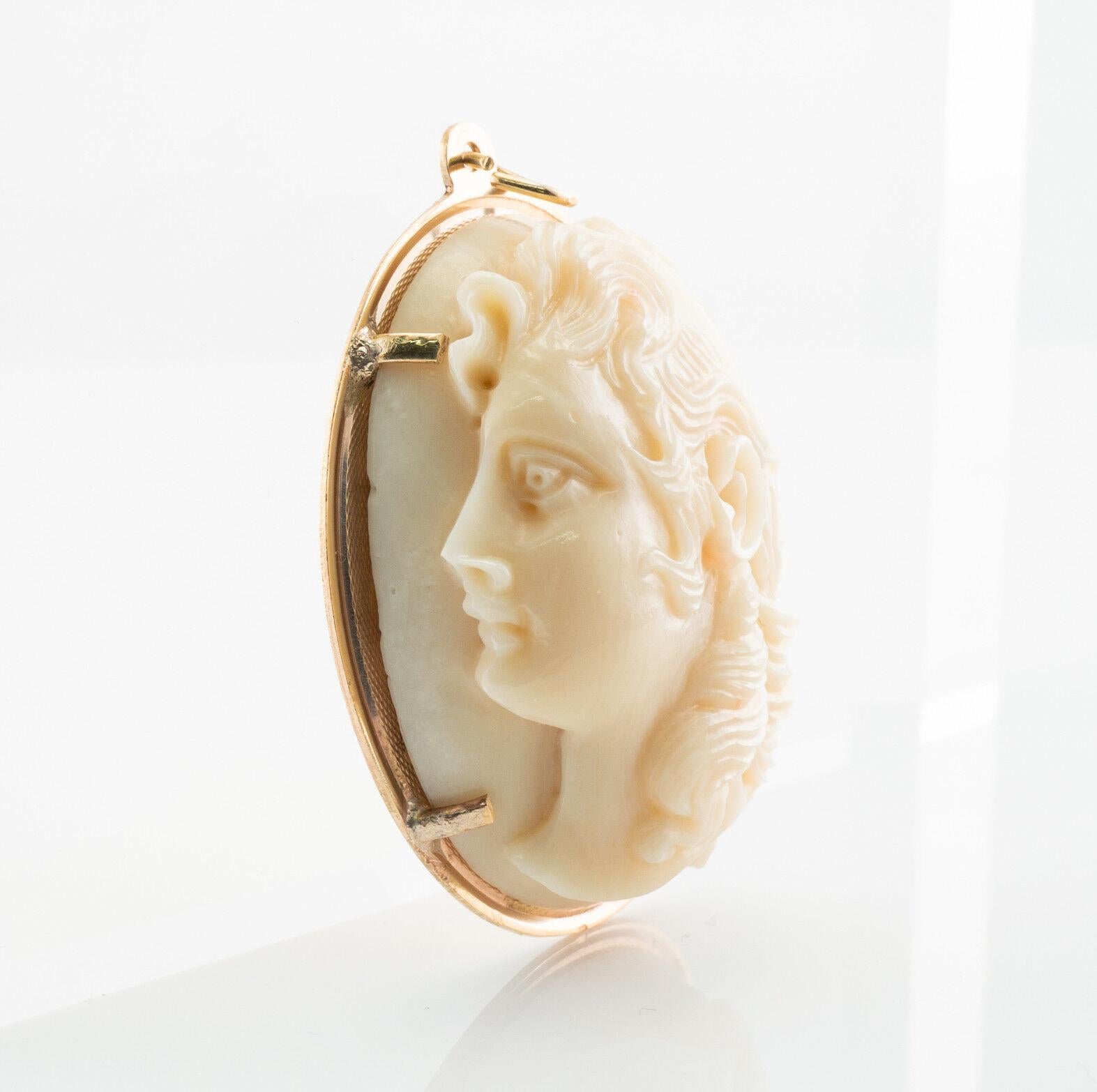 Carved White Coral Cameo Pendant 14K Gold Vintage For Sale 1