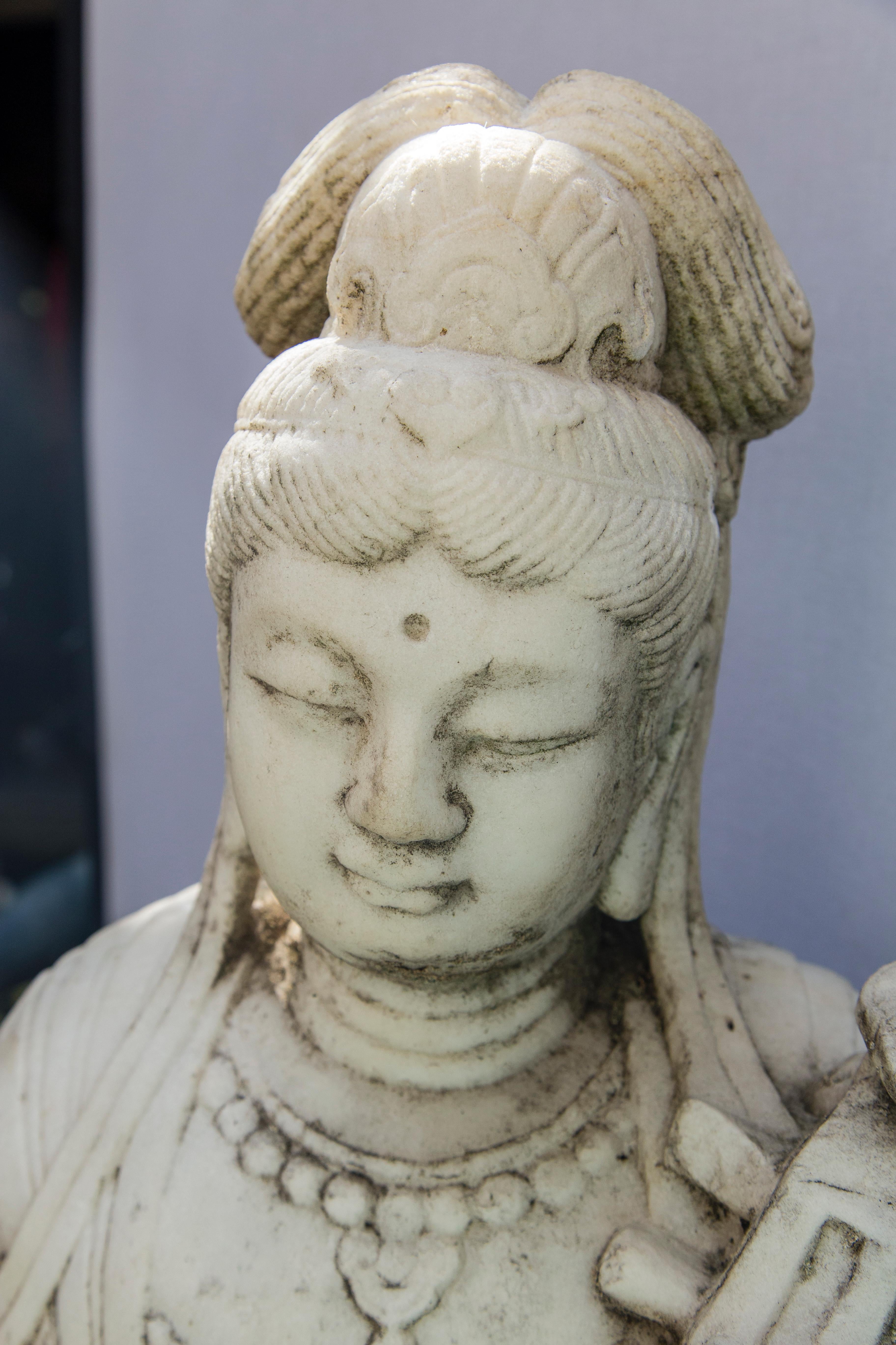 Carved White Marble Standing Figure of a Chinese Goddess In Good Condition In Woodbury, CT