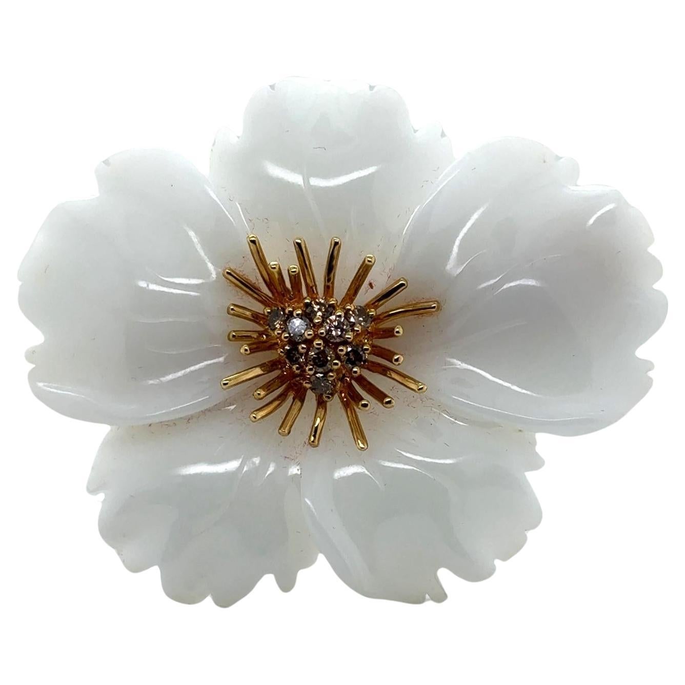 Carved White Nephrite Jade Diamond 18 Karat Yellow Gold Floral Vintage  Brooch