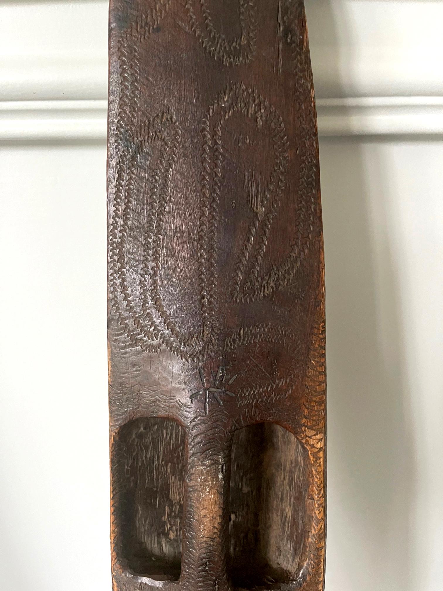 Carved Wood Aboriginal Shield, Western Australia For Sale 4