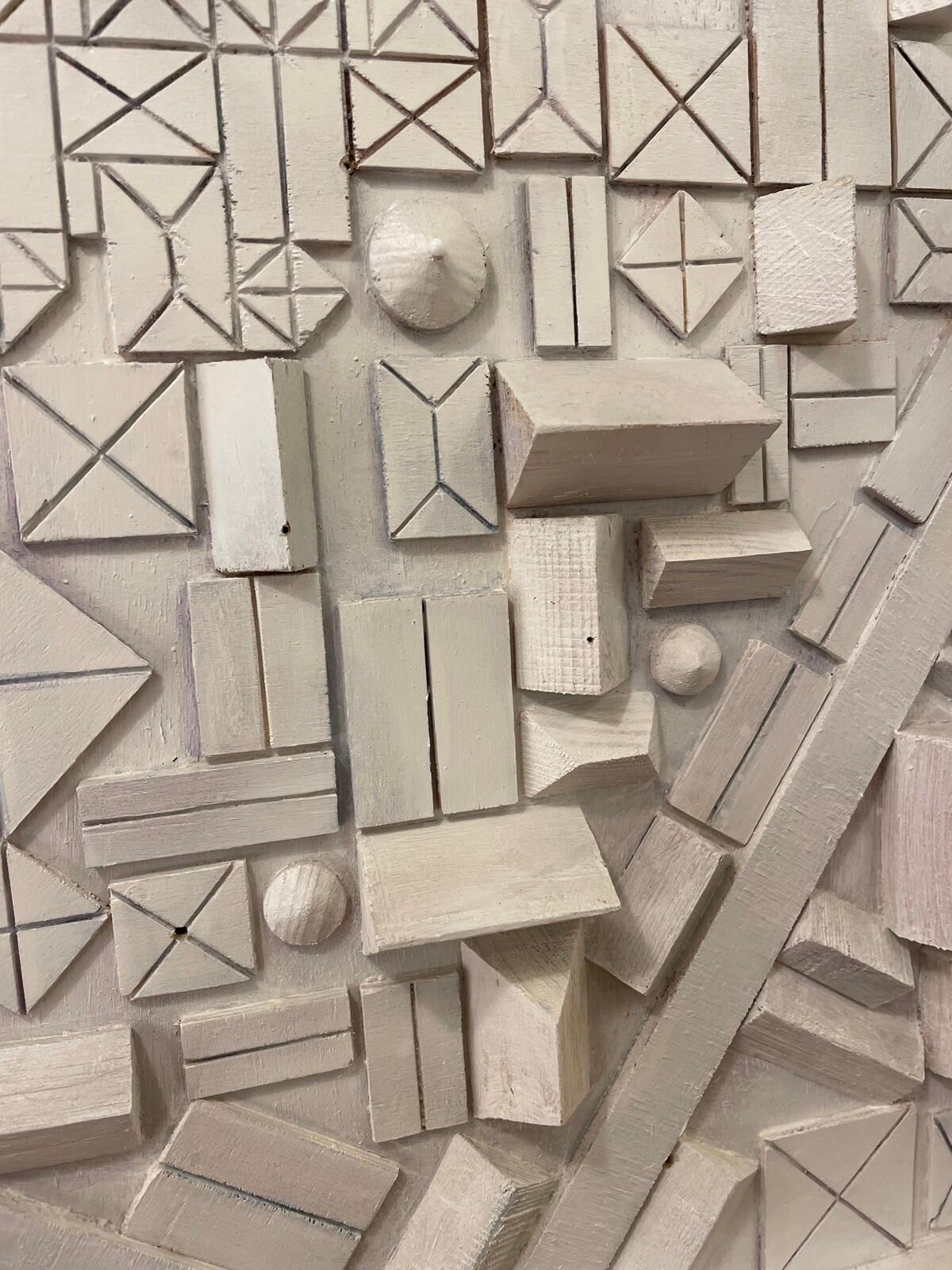 Geschnitztes Holz Abstrakte Geometrische Komposition von André Pailler (Ende des 20. Jahrhunderts) im Angebot