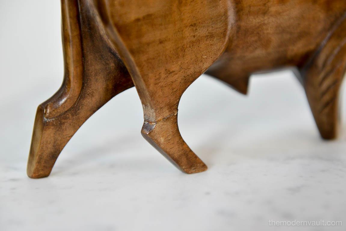 Laiton Taureau en bois sculpté et en laiton de Franz Hagenauer:: Autriche:: vers 1965