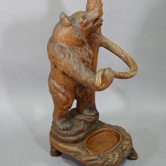Carved Wood Bear Hallstand, Swiss Brienz, circa 1900