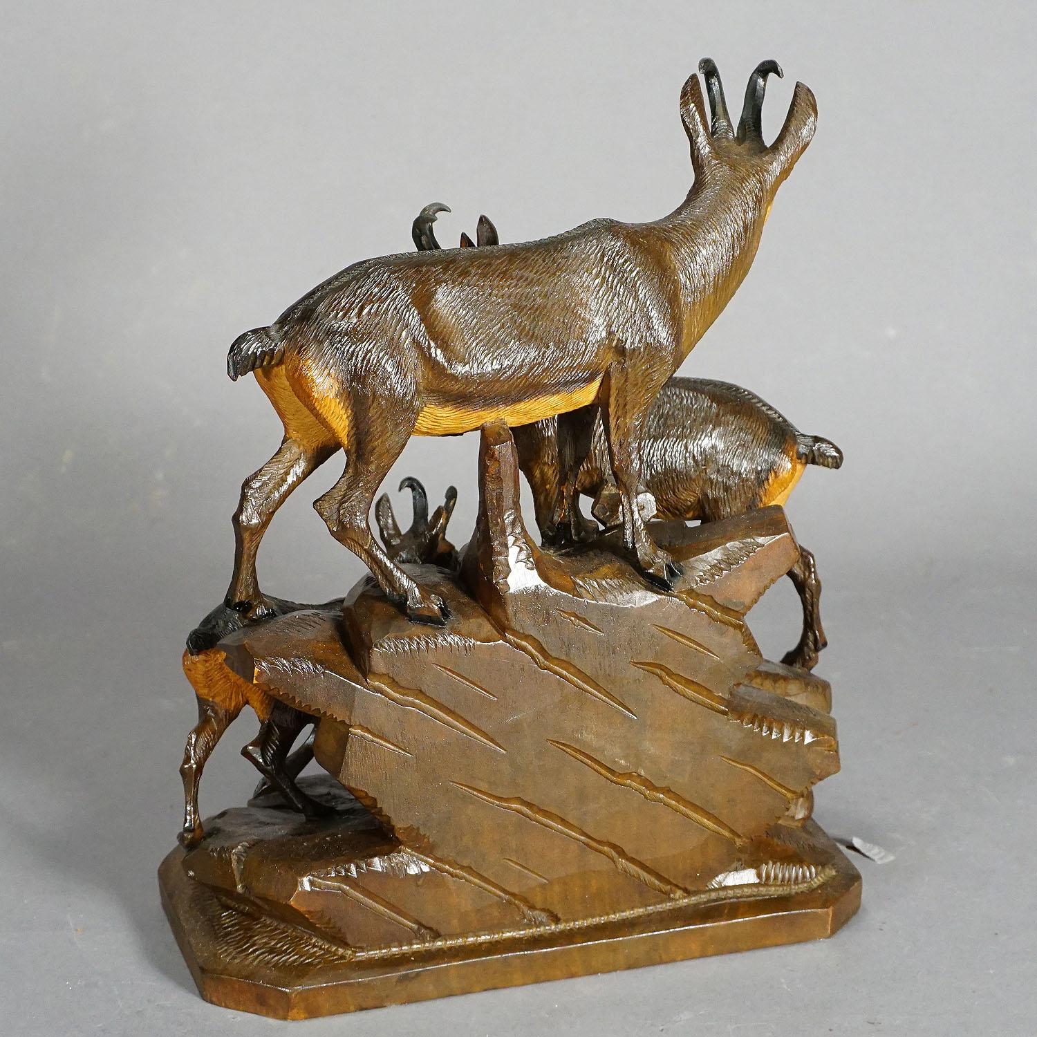 Carved Wood Chamois Family by Ernst Heissl, Ebensee Austria, circa 1900 For Sale 3