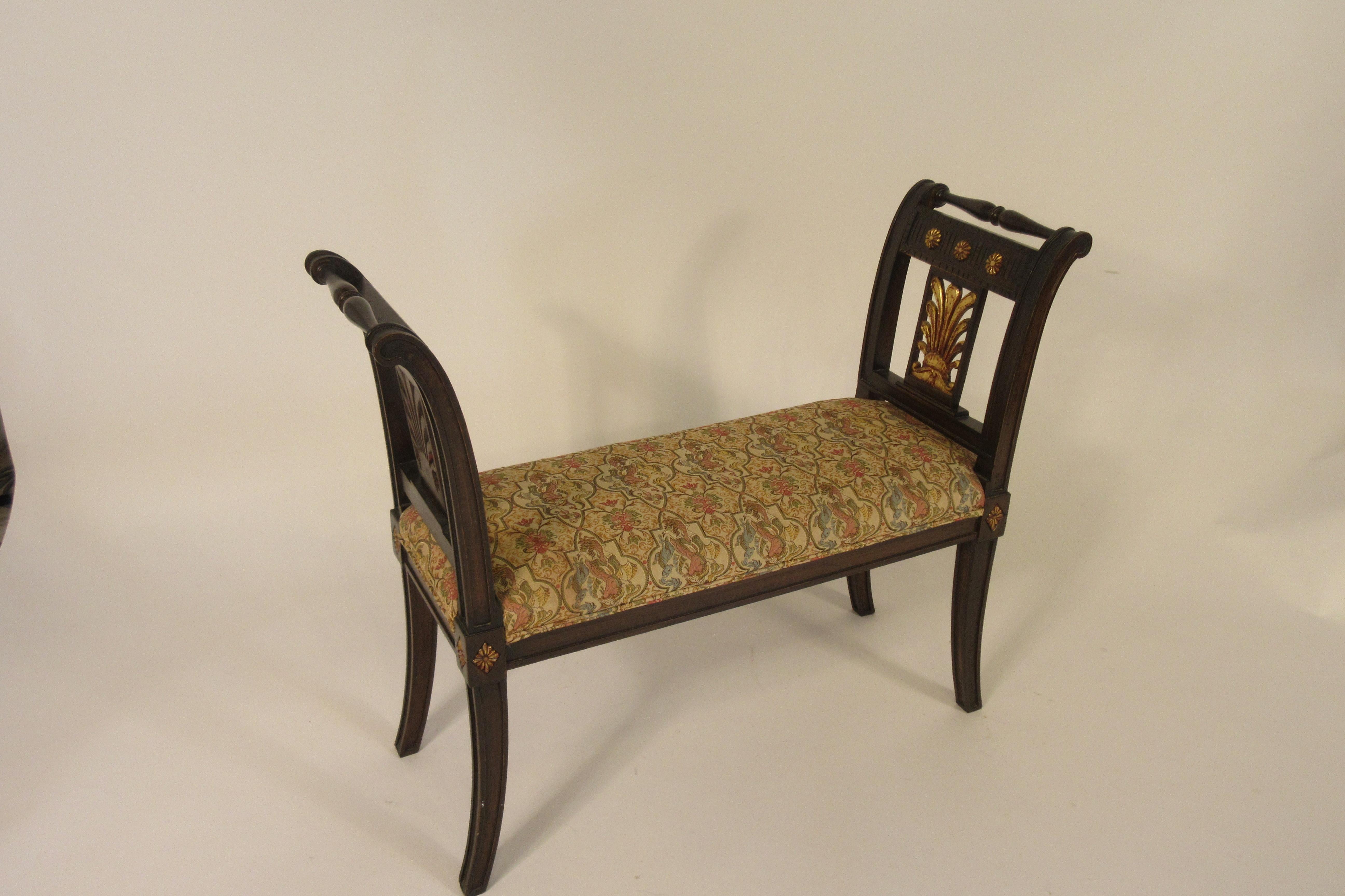 Carved Wood Classical Bench with Gilt Accents In Good Condition For Sale In Tarrytown, NY