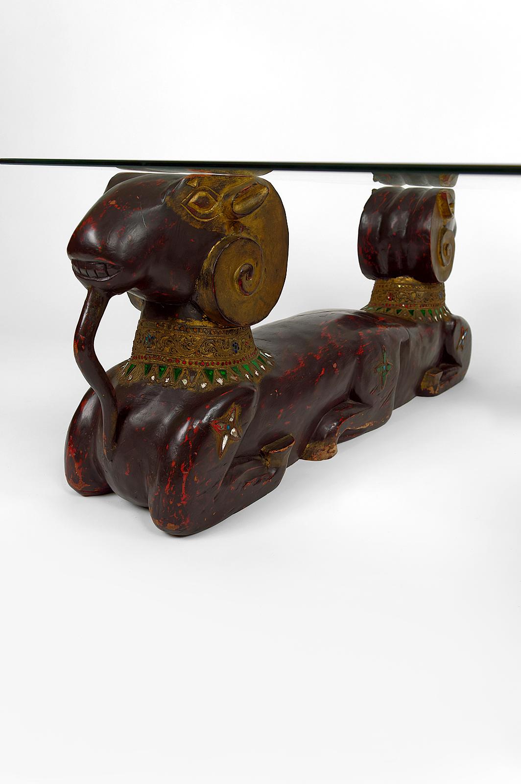 Carved Wood Double Rams Head Coffee Table, Hollywood Regency, circa 1970 For Sale 11
