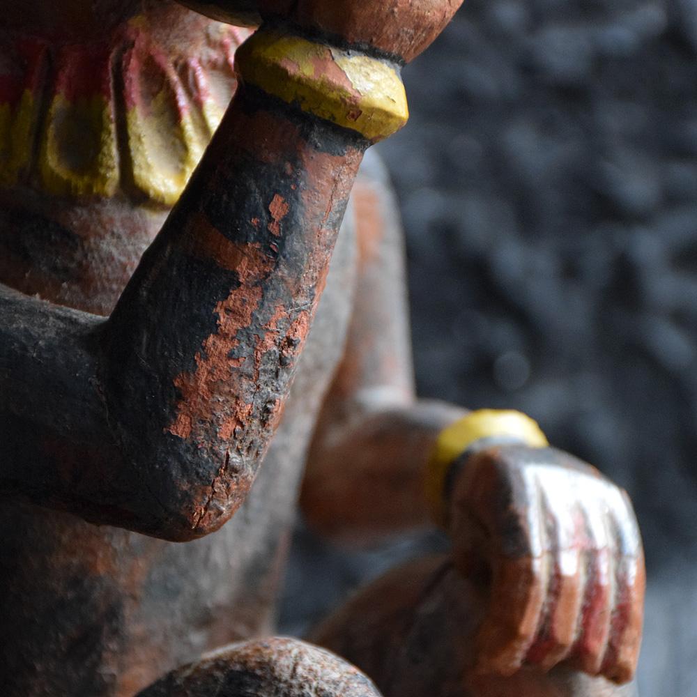 Figure de singe en bois sculpté du début du XXe siècle en vente 8