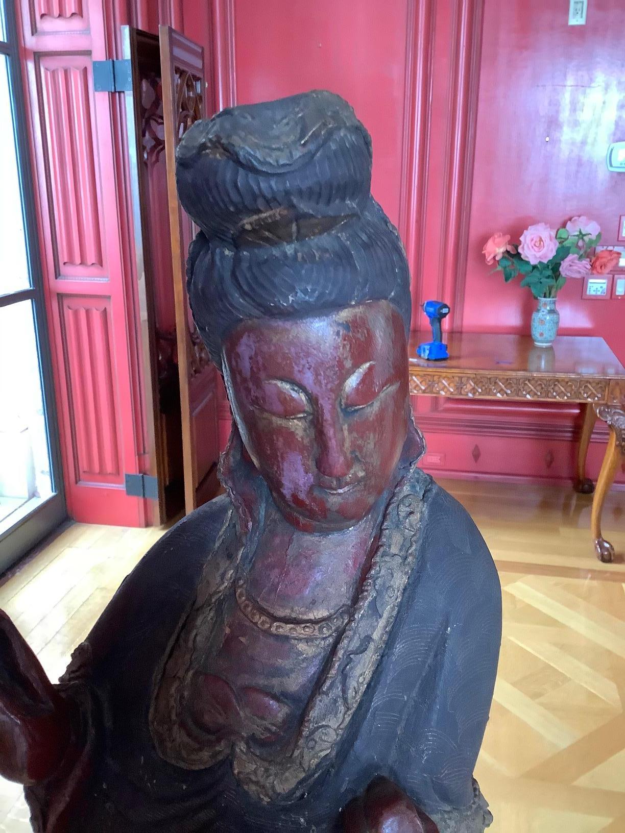 Standing Chinese Carved Wood Guanyin Figure, Circa 1920's In Good Condition In Savannah, GA