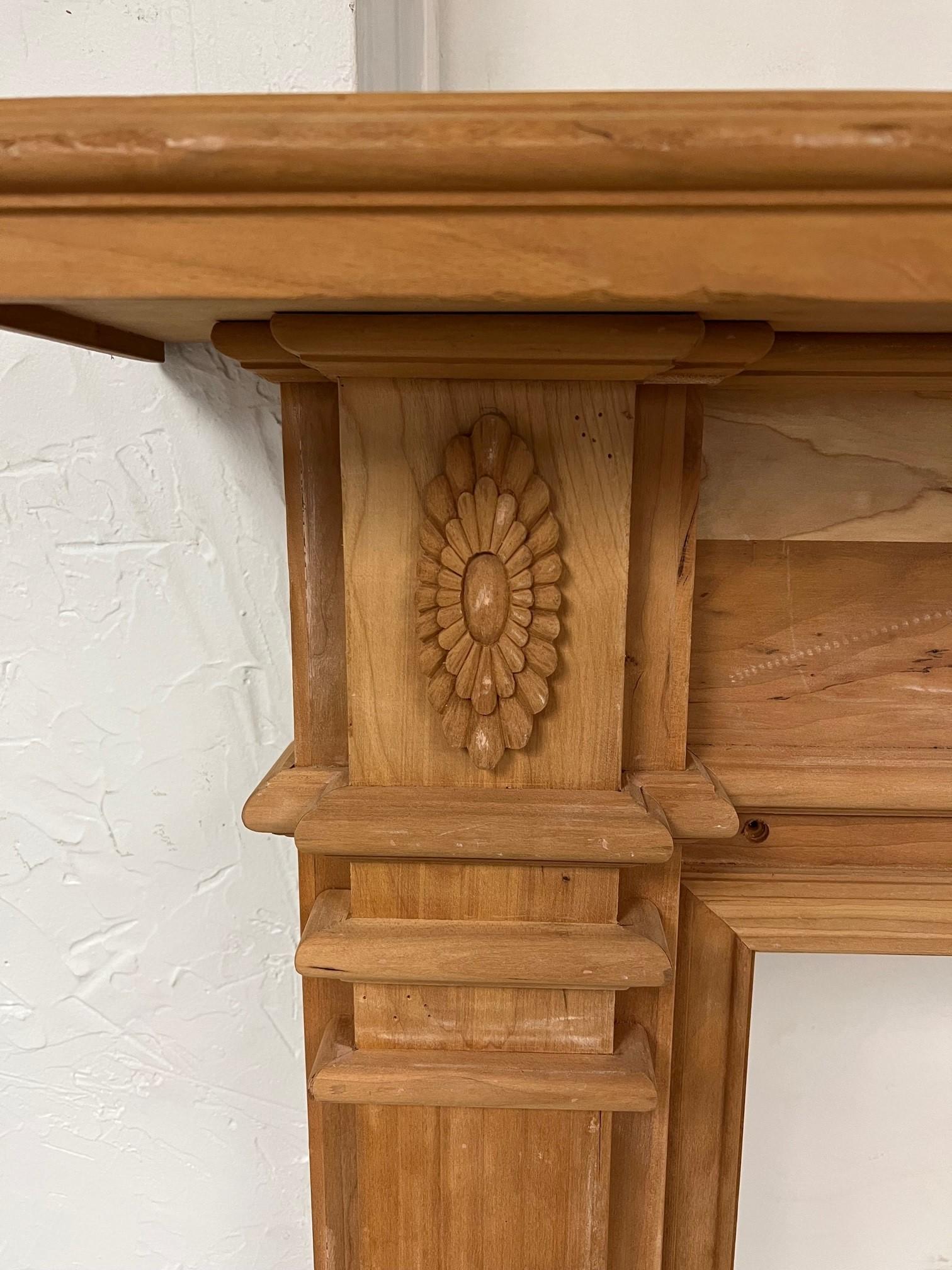 Carved Wood Fireplace Mantle Cherry with Fluted Legs Decorative Center In Good Condition For Sale In Stamford, CT