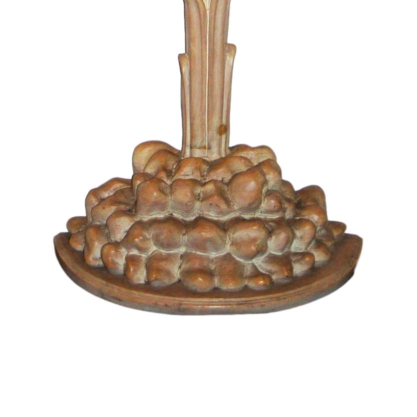 Stehlampe aus geschnitztem Holz (Mitte des 20. Jahrhunderts) im Angebot