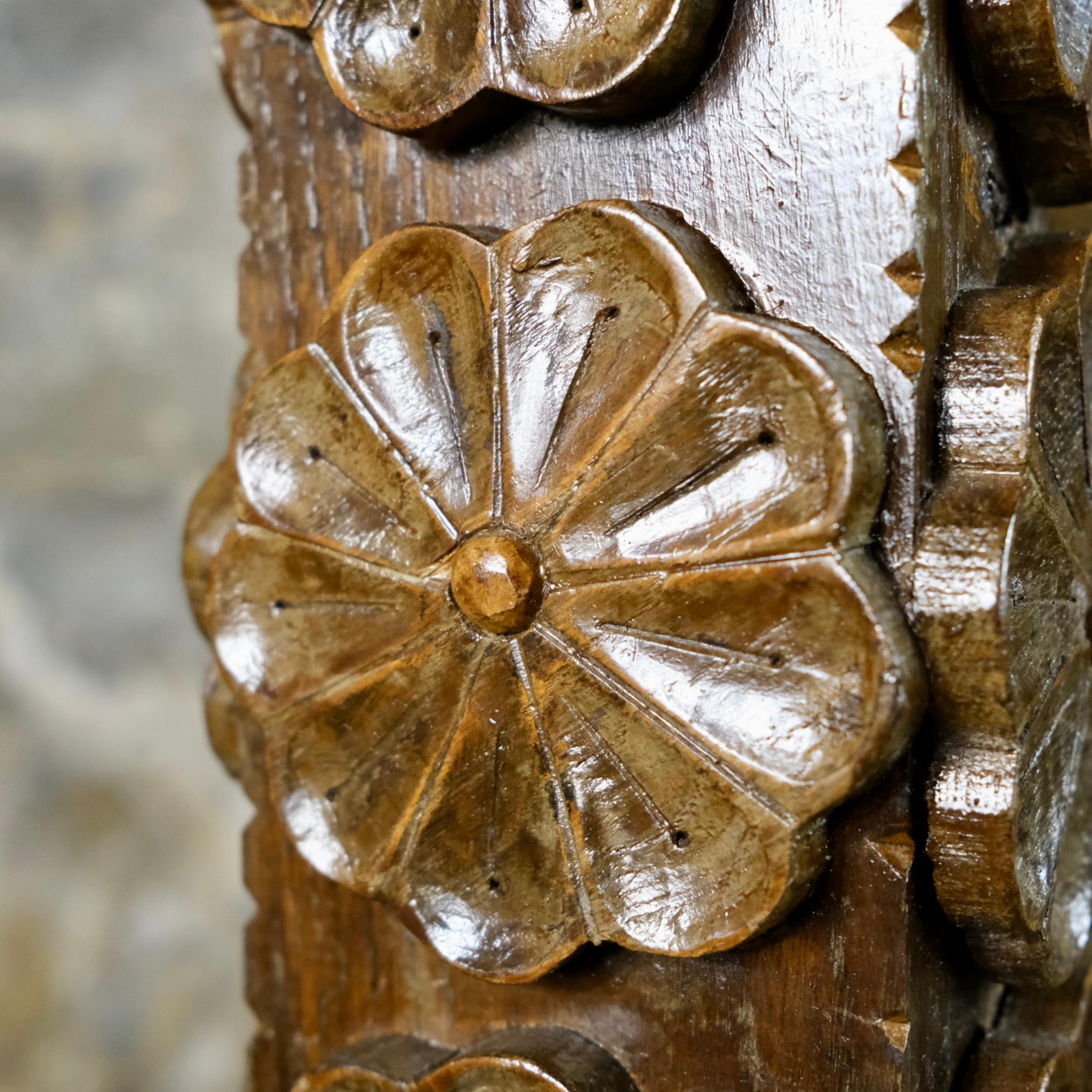 Carved wood flower table lamp from Bretagne, France, 1950s 5