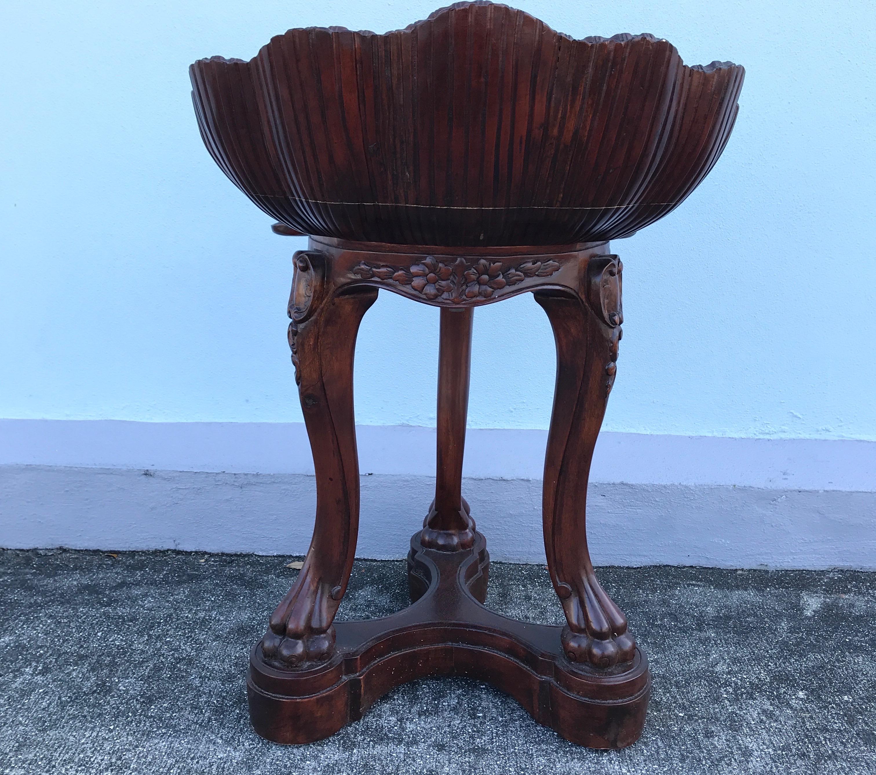 Carved Wood Grotto Style Shell Stool For Sale 6