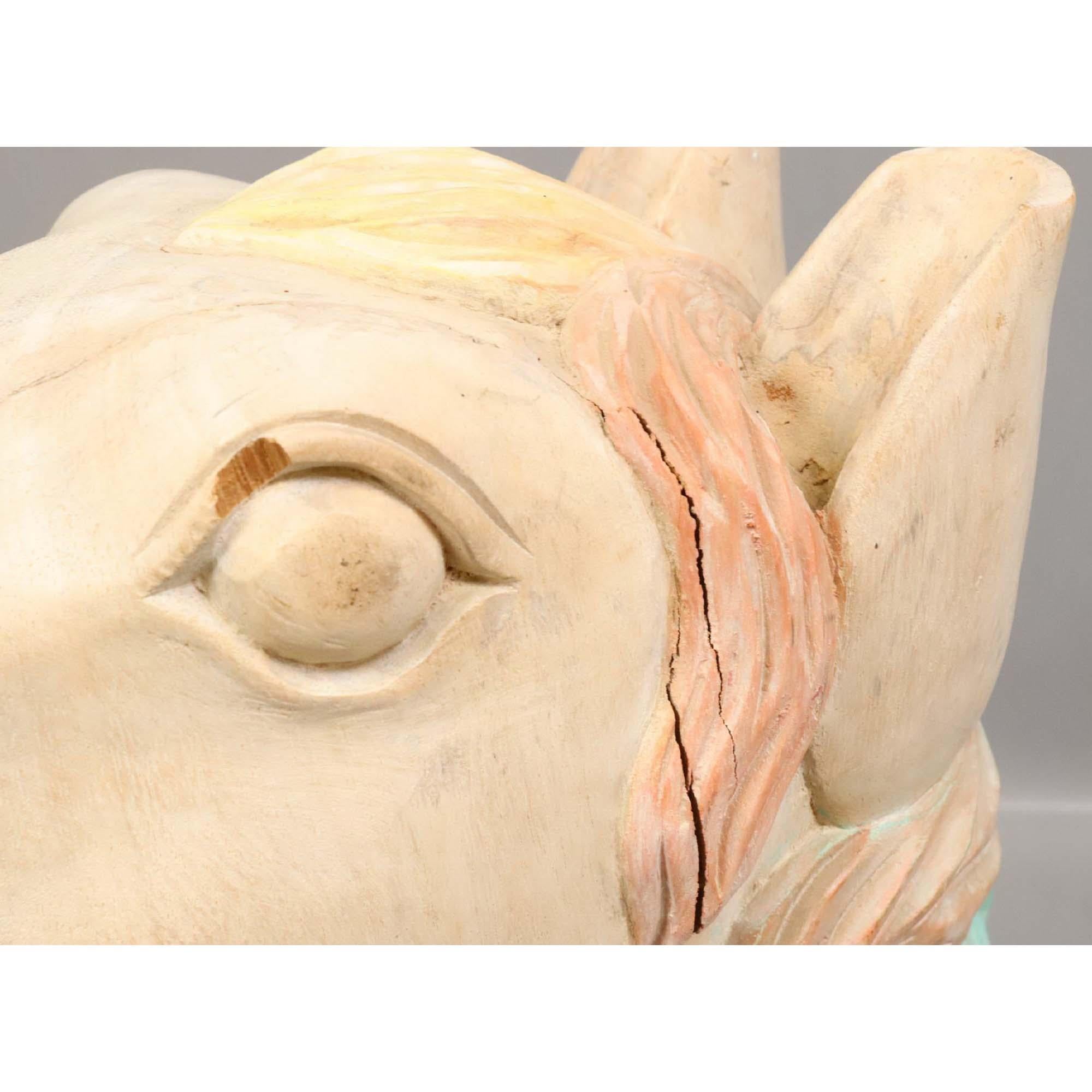 Carved Wood Horse Head In Good Condition For Sale In Bochum, NRW