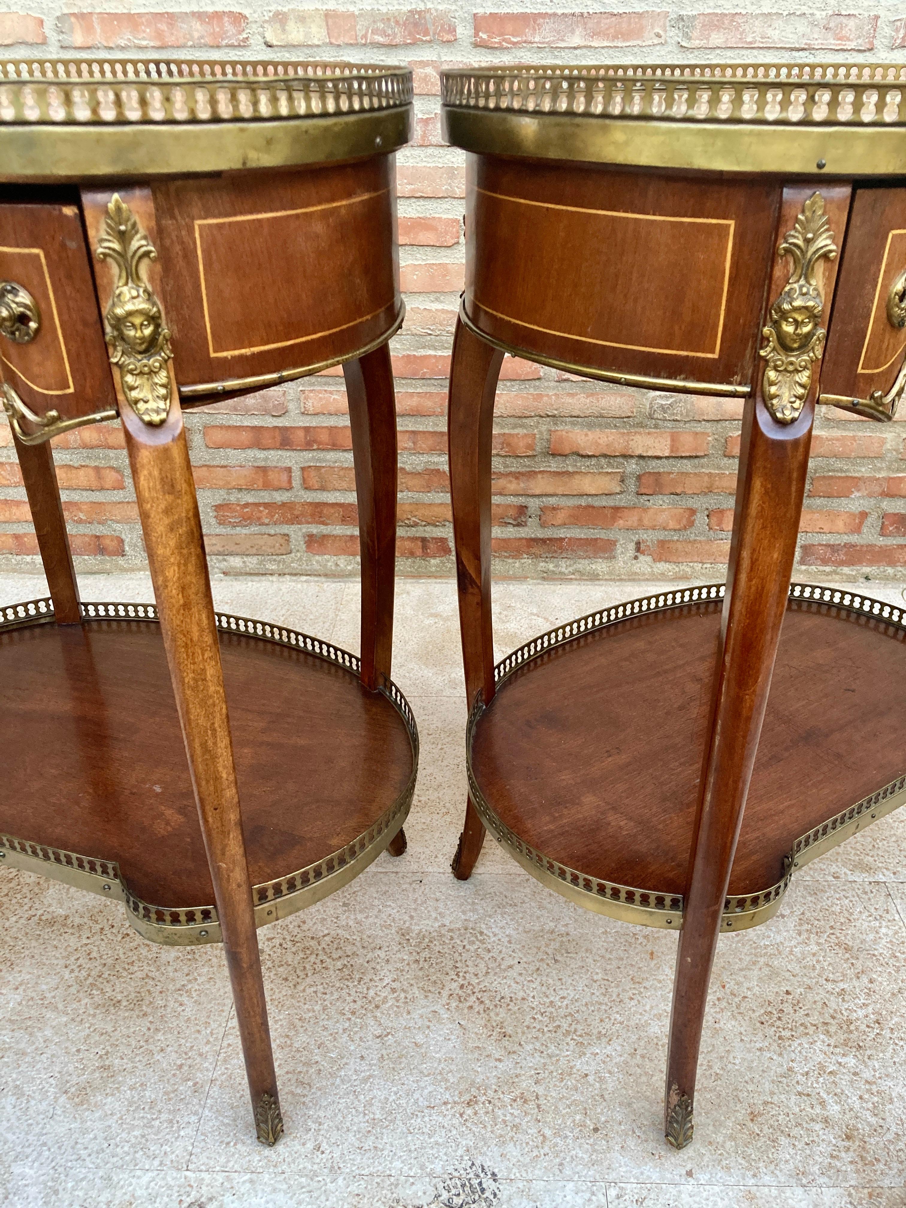 20th Century Carved Wood Kidney Shaped Bedside Tables with Bronze and Marble Top, Set of 2 For Sale