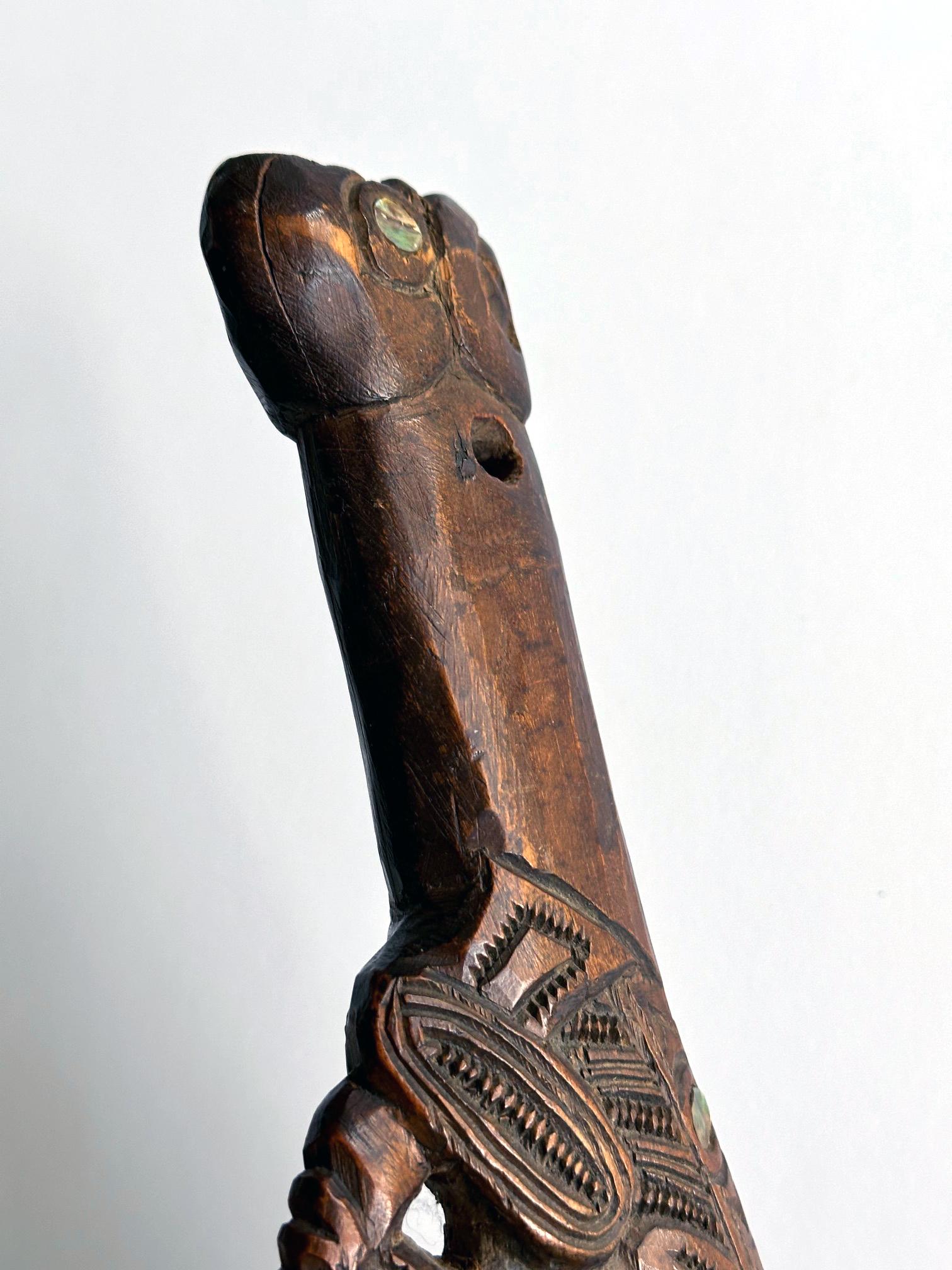 Legno intagliato Māori Wahaika Club New Zeland in vendita 12