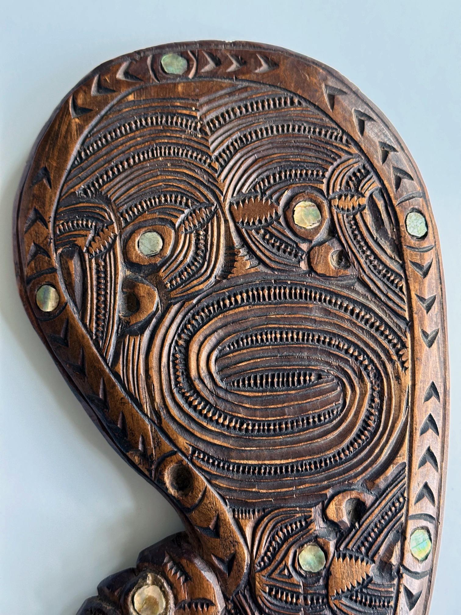 Tribal Carved Wood Māori Wahaika Club New Zeland For Sale