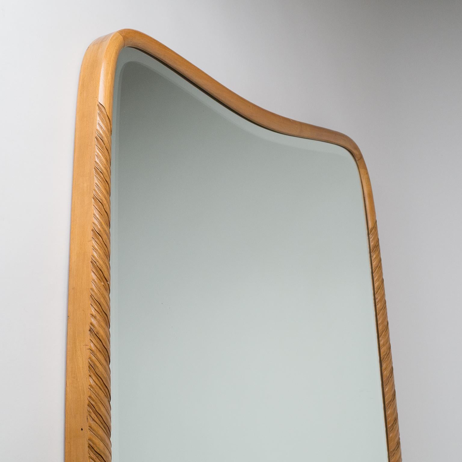 Carved Wood Mirror by Giovanni Gariboldi, circa 1940 1