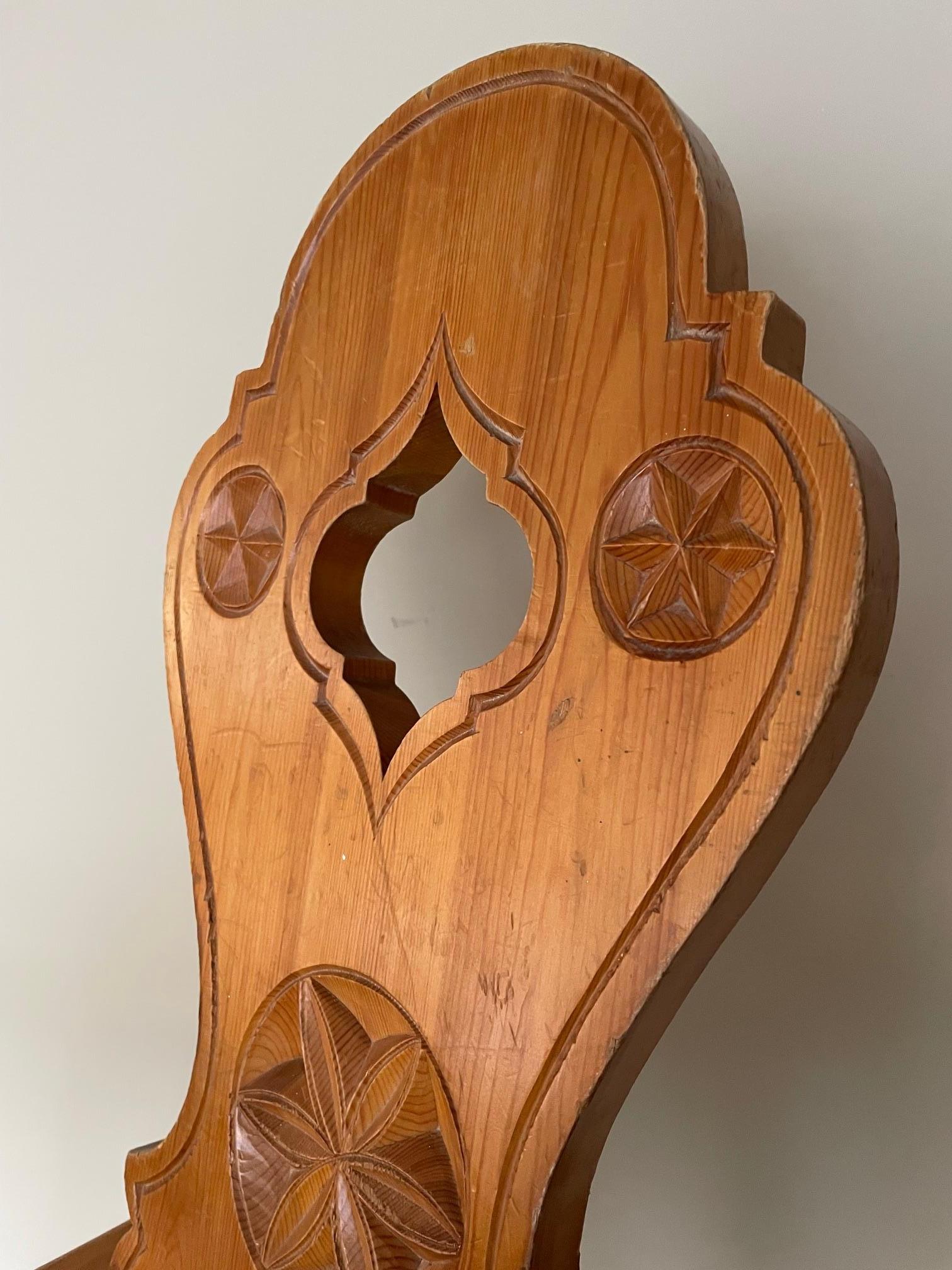 20th Century Carved wood mountain chair For Sale